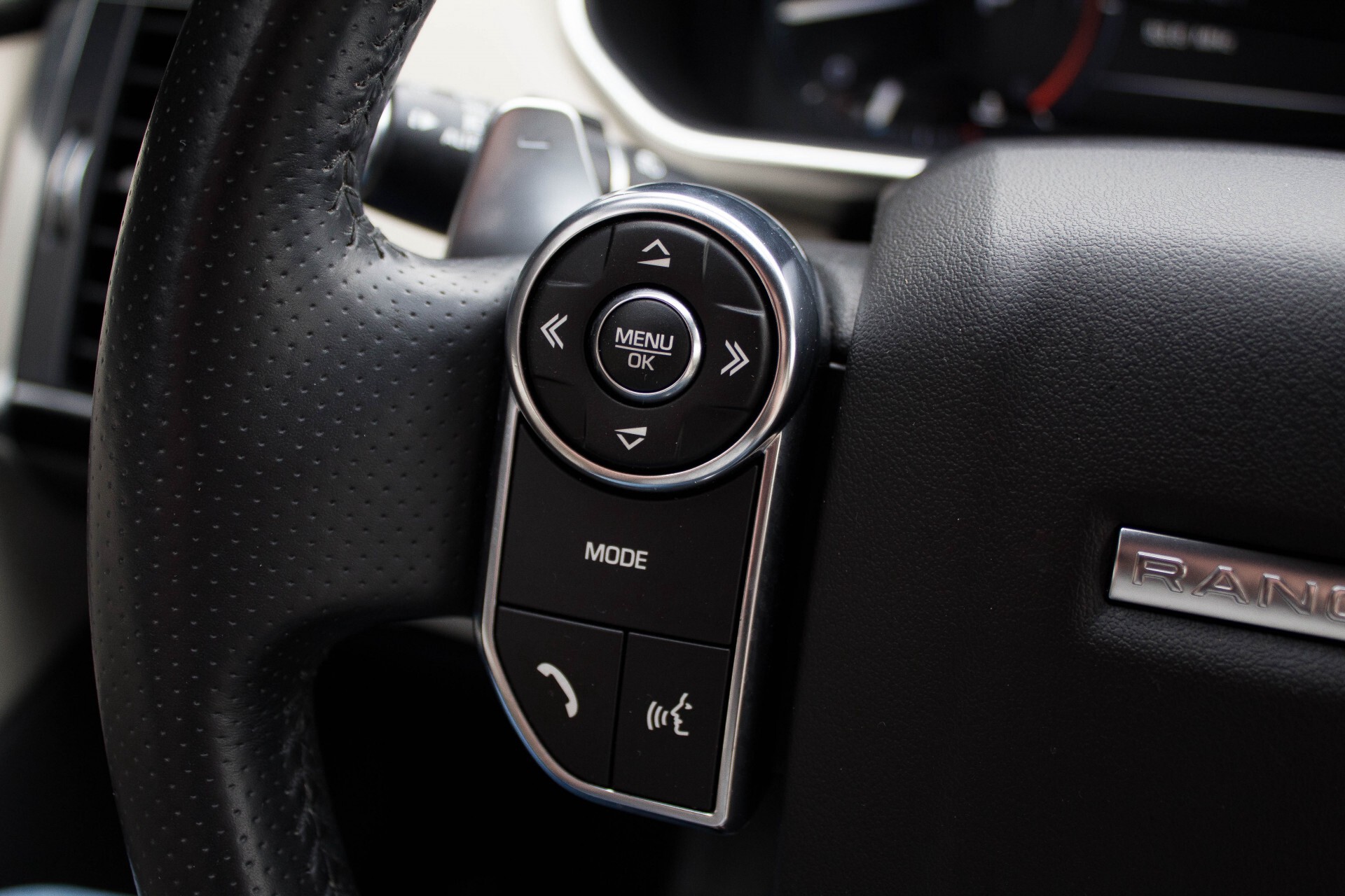 Land Rover Range Rover Sport 3.0 SDV6 HSE Dynamic Pano/Xenon/SurroundCamera/Keyless/DAB+ Aut8 Foto 9