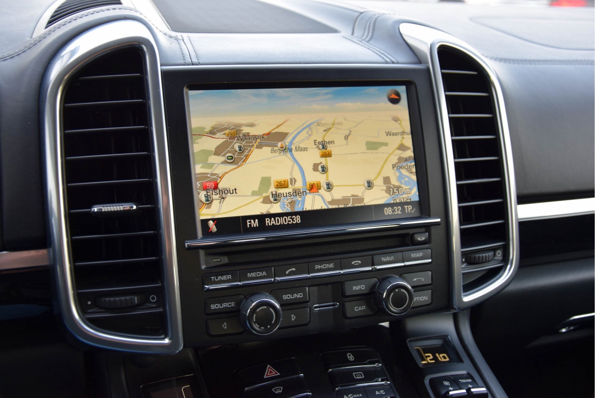 Porsche Cayenne 3.0 D Pano/Xenon/Memory/LuchtV/Trekhaak Aut8 Foto 14