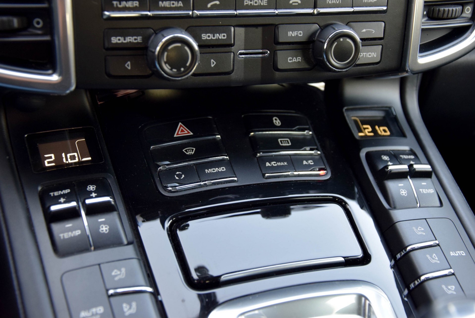 Porsche Cayenne 3.0 D Pano/Xenon/Memory/LuchtV/Trekhaak Aut8 Foto 15