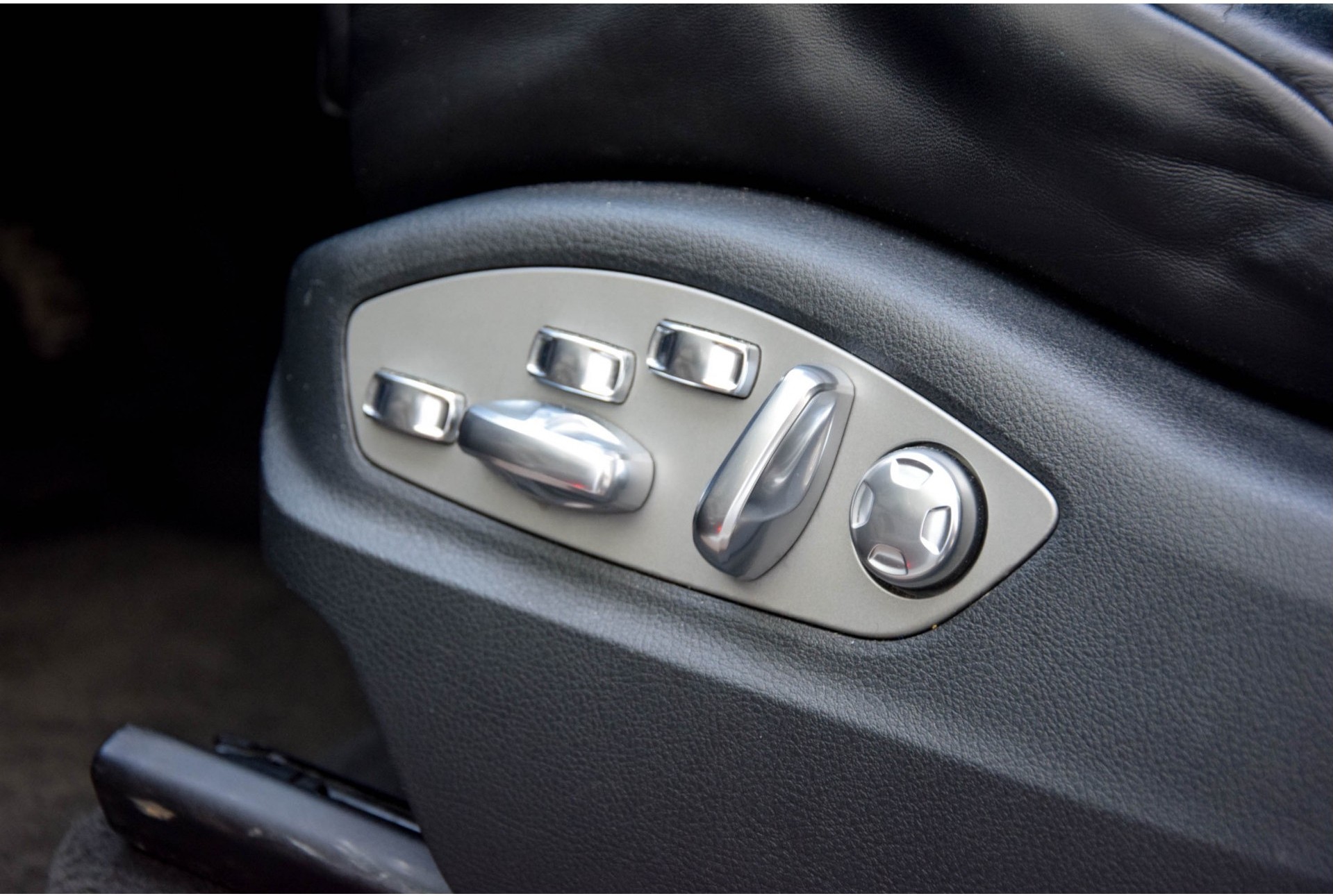 Porsche Cayenne 3.0 D Pano/Xenon/Memory/LuchtV/Trekhaak Aut8 Foto 9