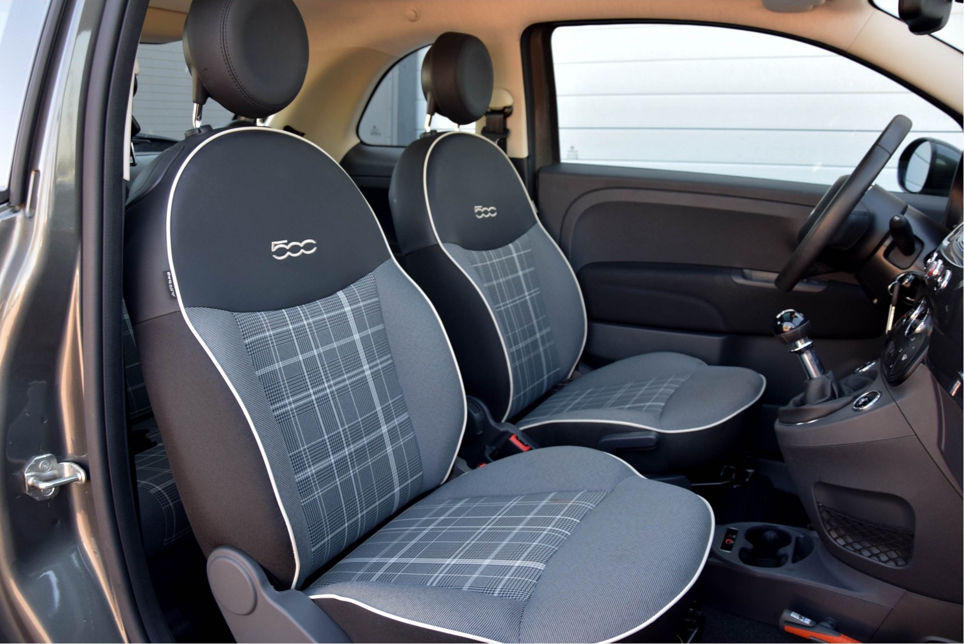 Fiat 500 0.9 TwinAir Turbo Lounge Panorama Navi/Ecc/16"/DAB+/PTS/Pack Style Foto 3