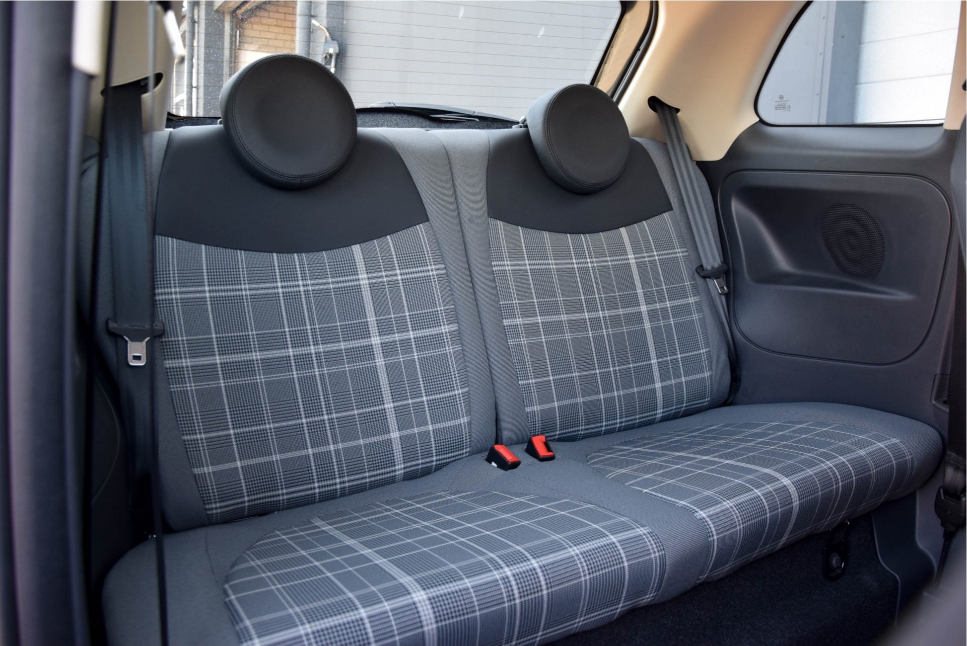 Fiat 500 0.9 TwinAir Turbo Lounge Panorama Navi/Ecc/16"/DAB+/PTS/Pack Style Foto 4