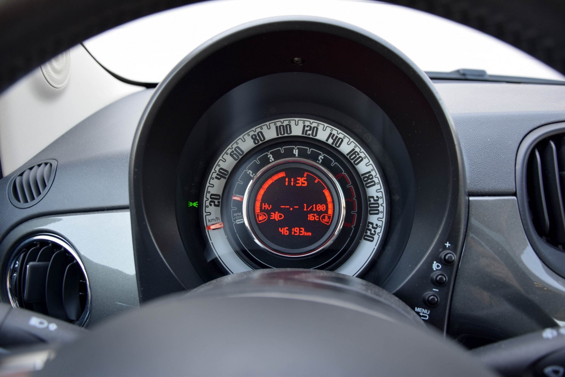 Fiat 500 0.9 TwinAir Turbo Lounge Panorama Navi/Ecc/16"/DAB+/PTS/Pack Style Foto 6