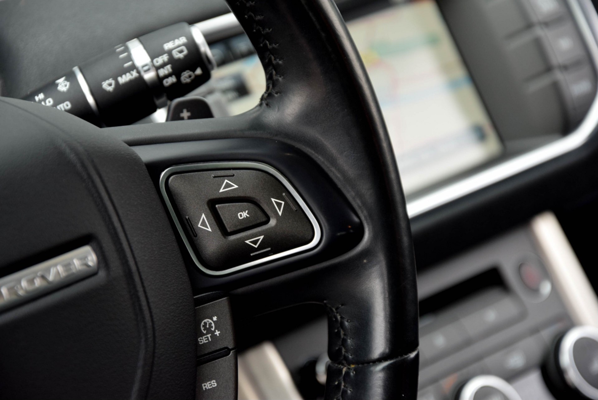 Land Rover Range Rover Evoque 2.2 TD4 4WD Panorama/Leder/Navi Pure Business Edition Aut9 Foto 11