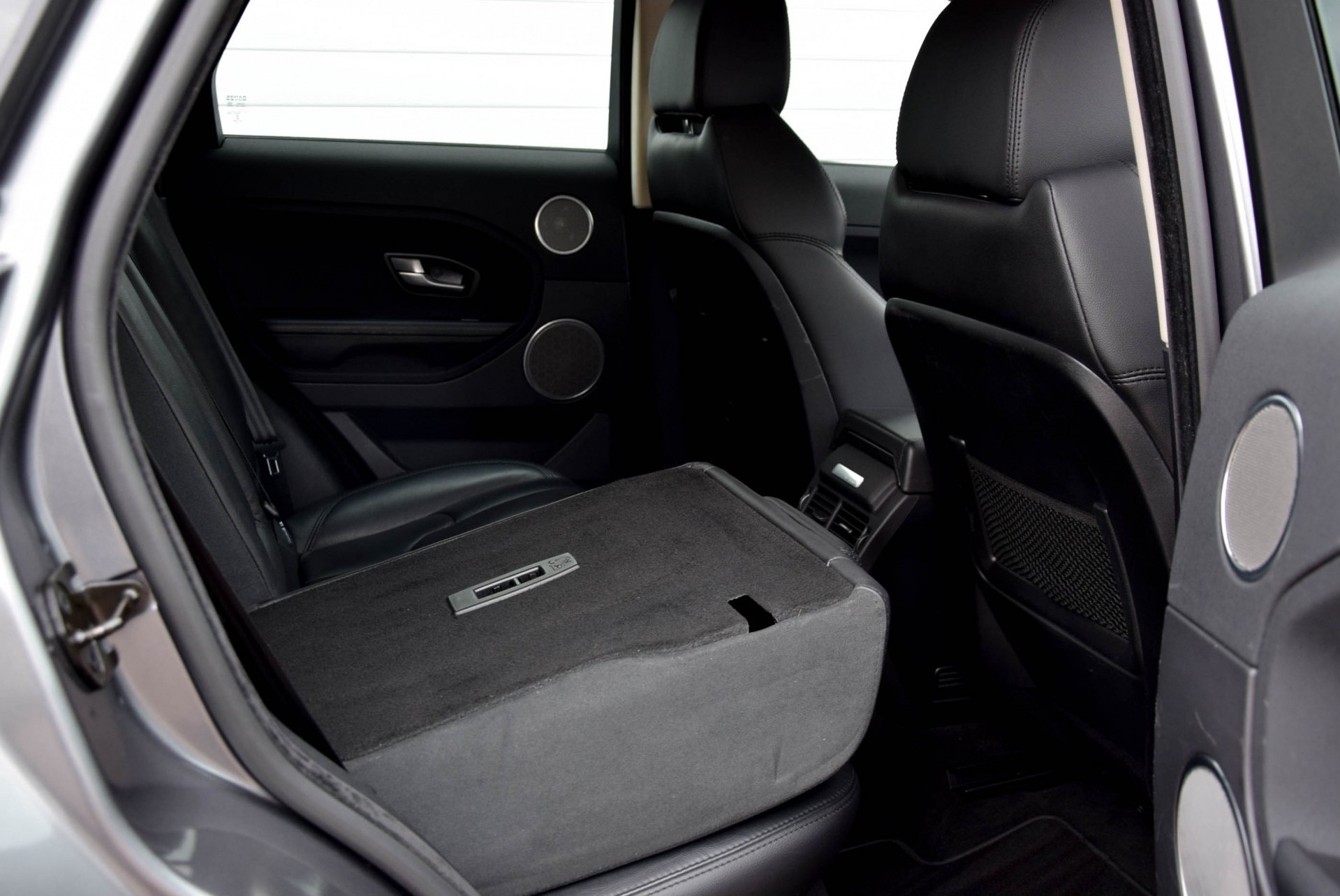 Land Rover Range Rover Evoque 2.2 TD4 4WD Panorama/Leder/Navi Pure Business Edition Aut9 Foto 5