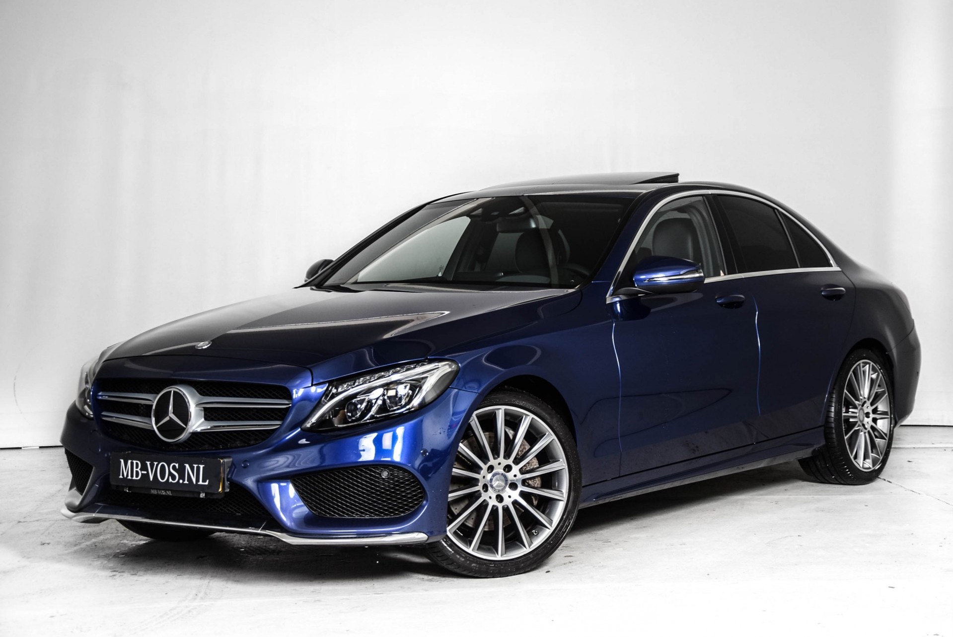 Mercedes-Benz C-Klasse 300 AMG Luchvering/Distronic/HUD/Dak/Comand/Camera Aut7 Foto 1