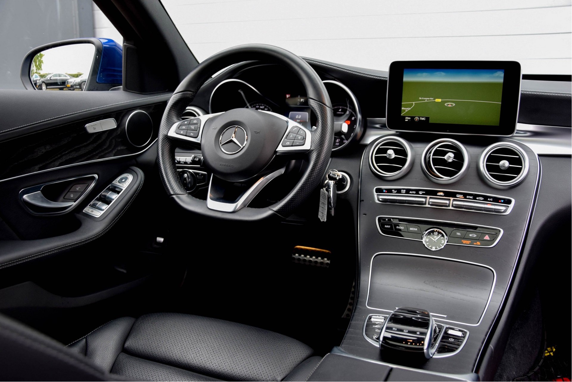 Mercedes-Benz C-Klasse 300 AMG Luchvering/Distronic/HUD/Dak/Comand/Camera Aut7 Foto 6