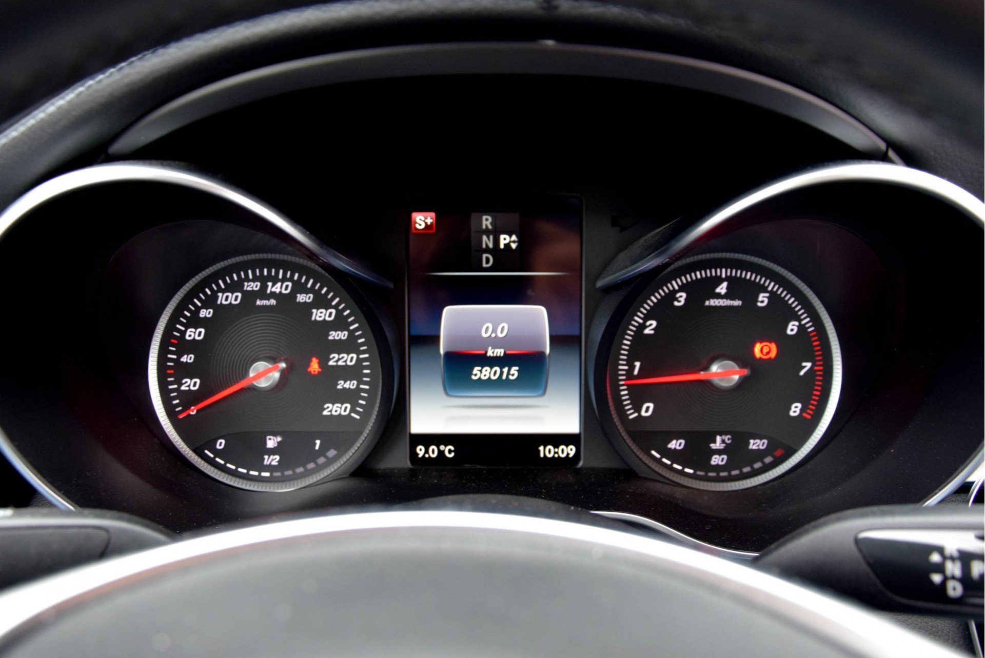 Mercedes-Benz C-Klasse 300 AMG Luchvering/Distronic/HUD/Dak/Comand/Camera Aut7 Foto 7