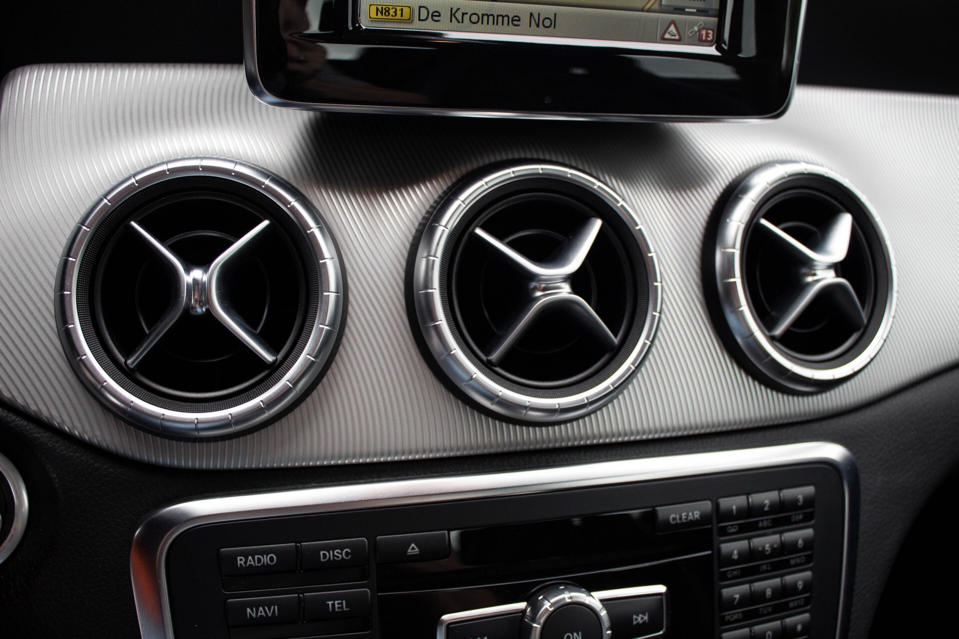 Mercedes-Benz CLA-Klasse 200 Urban Xenon/Navi/Zwartehemel/18'' Aut7 Foto 19