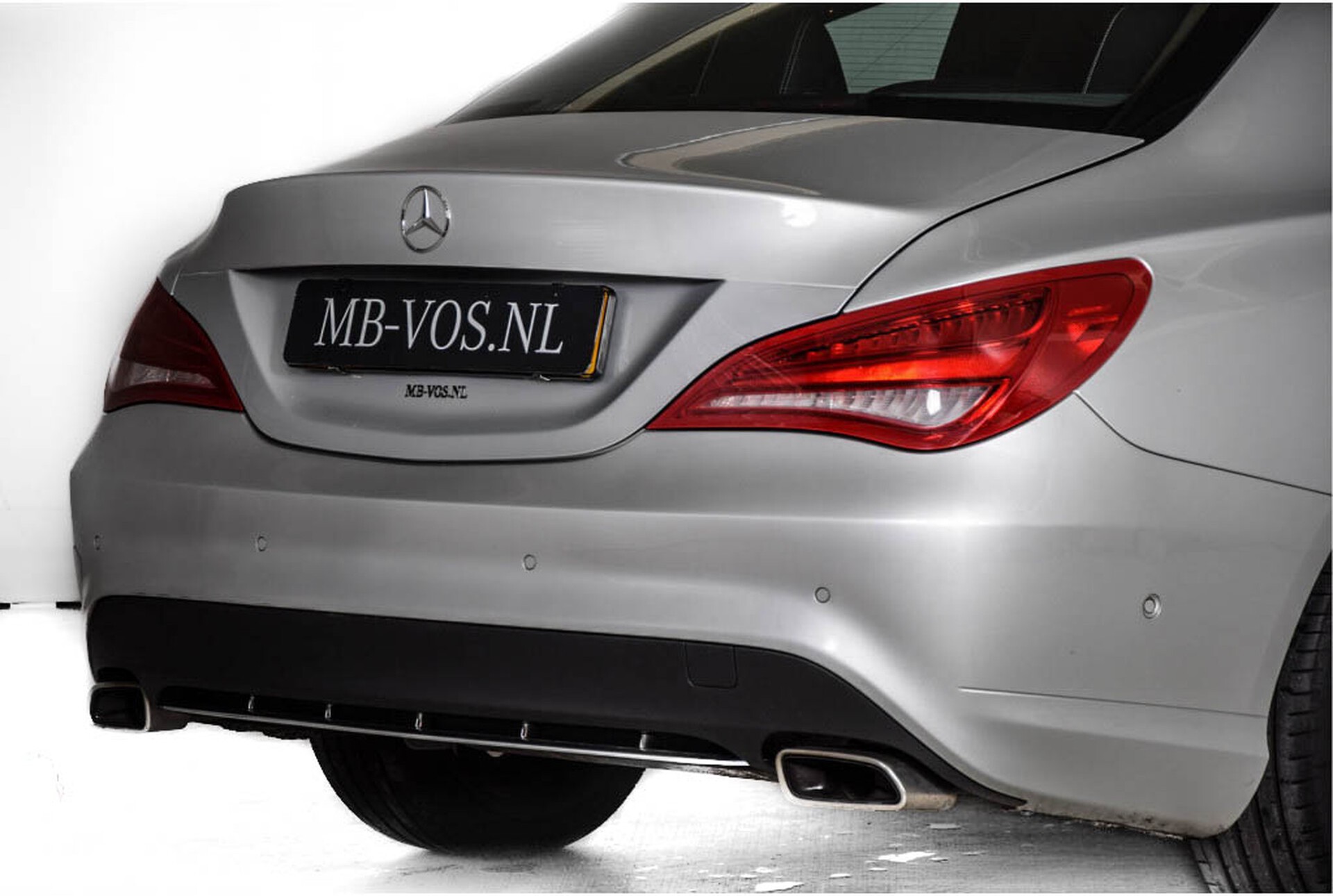 Mercedes-Benz CLA-Klasse 200 Urban Xenon/Navi/Zwartehemel/18'' Aut7 Foto 28