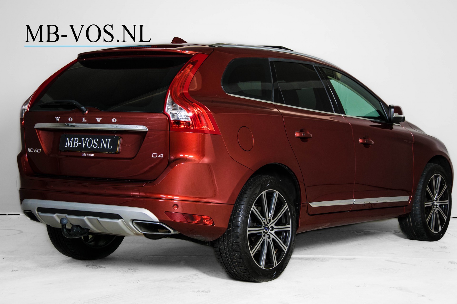 Volvo XC60 2.0 D4 FWD Summum LuxuryLine/BusinessPack/Intellisafe/Pano Aut8 Foto 2