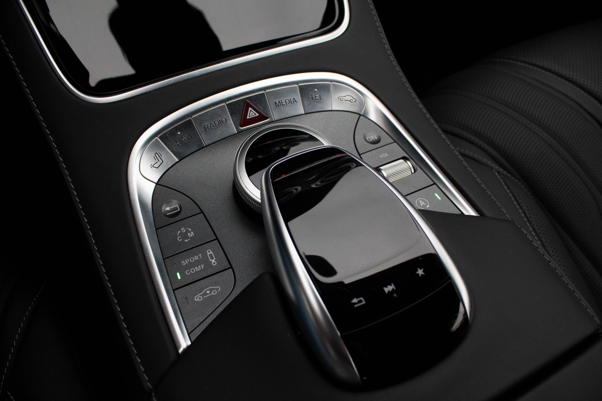 Mercedes-Benz S-Klasse Cabrio 63 AMG 4-M Ceramic/Designo/Carbon/Burmester High End Aut Foto 37