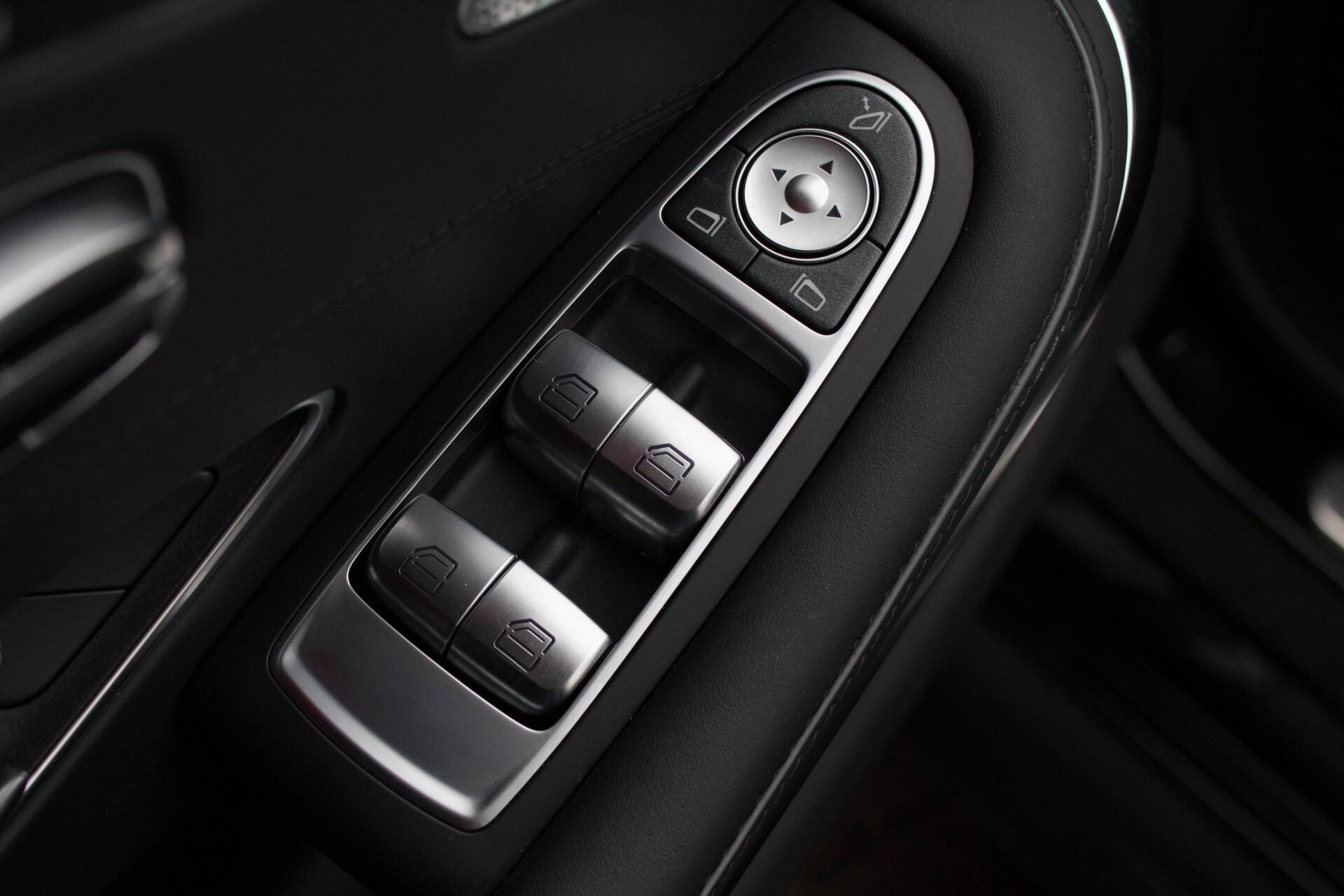 Mercedes-Benz S-Klasse Cabrio 63 AMG 4-M Ceramic/Designo/Carbon/Burmester High End Aut Foto 44