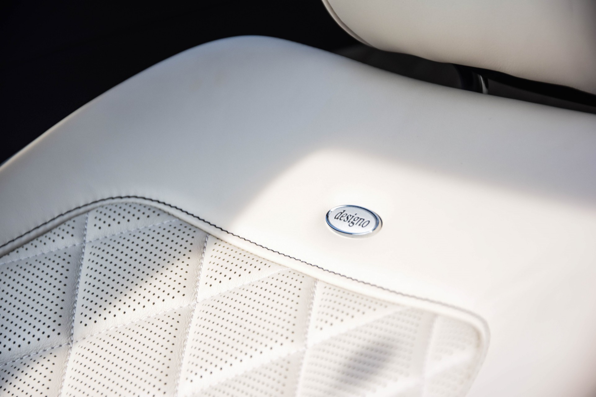 Mercedes-Benz GLE-Klasse Coupé 350d 4-Matic AMG Designo/Carbon/Distronic/Harman-Kardon/Massage/Keyless Aut9 Foto 11