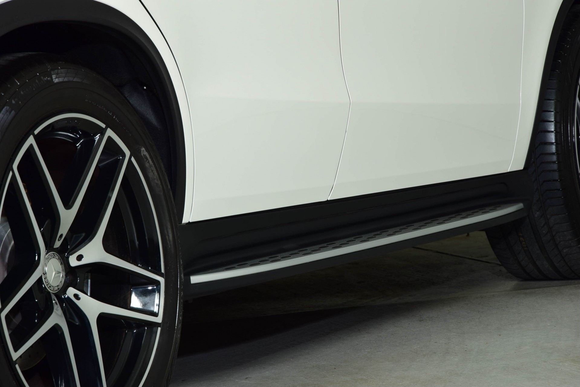 Mercedes-Benz GLE-Klasse Coupé 350d 4-Matic AMG Designo/Carbon/Distronic/Harman-Kardon/Massage/Keyless Aut9 Foto 28