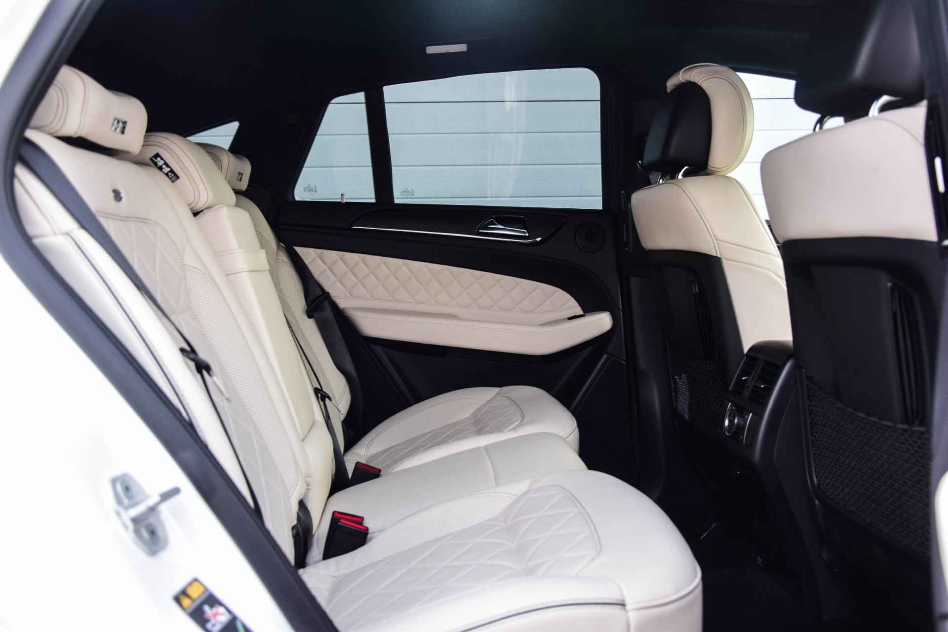 Mercedes-Benz GLE-Klasse Coupé 350d 4-Matic AMG Designo/Carbon/Distronic/Harman-Kardon/Massage/Keyless Aut9 Foto 4