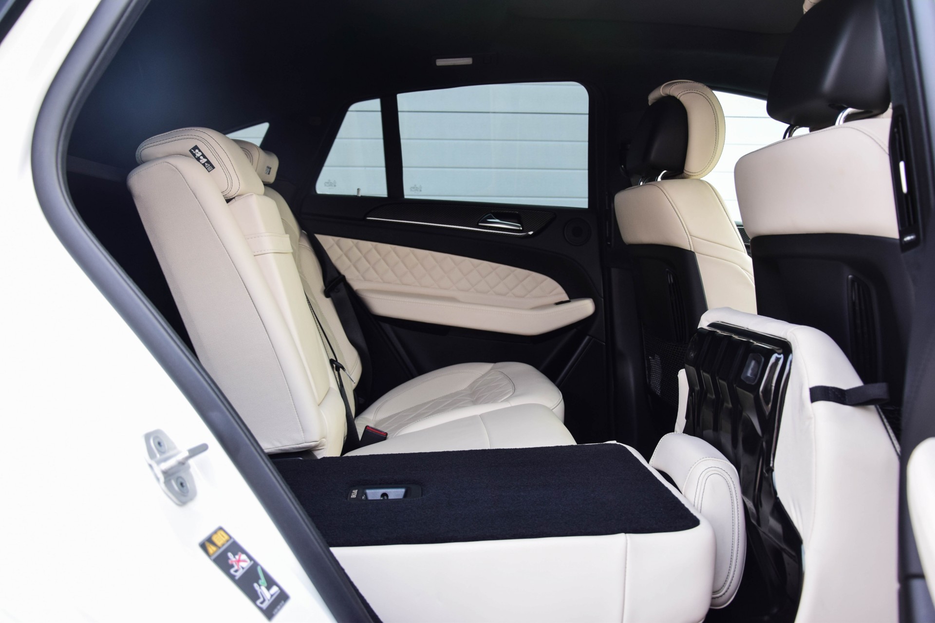 Mercedes-Benz GLE-Klasse Coupé 350d 4-Matic AMG Designo/Carbon/Distronic/Harman-Kardon/Massage/Keyless Aut9 Foto 5