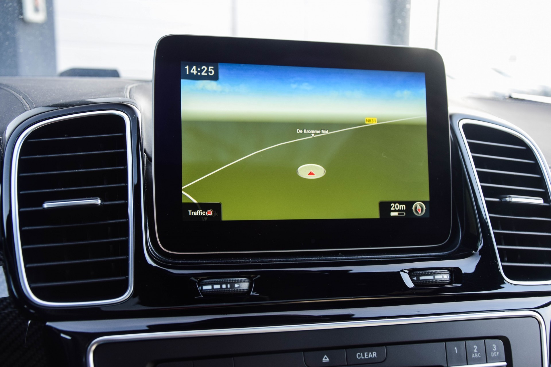 Mercedes-Benz GLE-Klasse Coupé 350d 4-Matic AMG Designo/Carbon/Distronic/Harman-Kardon/Massage/Keyless Aut9 Foto 8