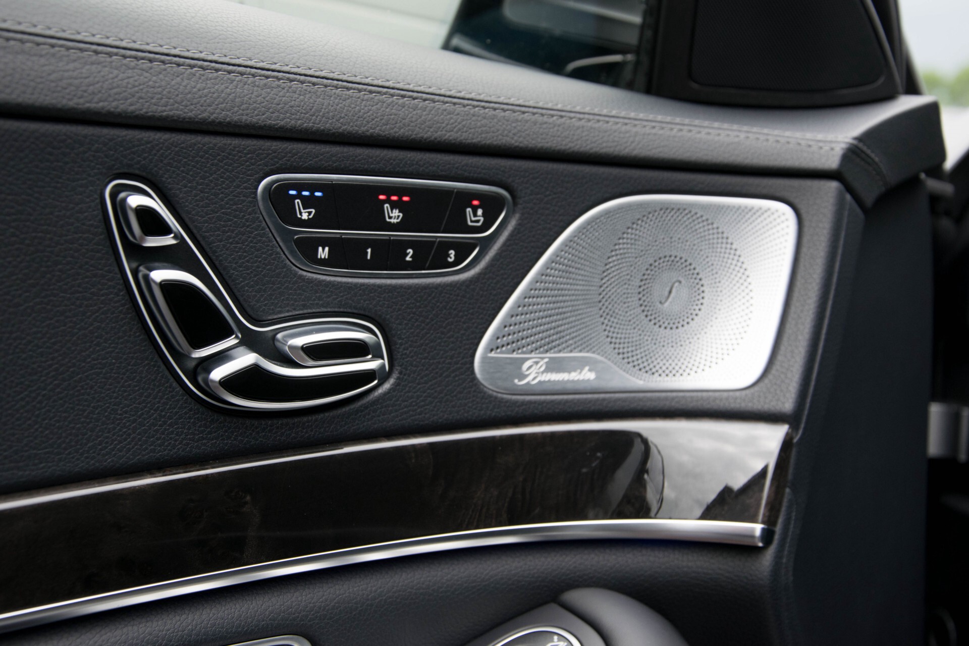 Mercedes-Benz S-Klasse 350 Bluetec Lang AMG RearEnt/Pano/Distronic/Keyless/Burmester/Mass/Standkachel Aut7 Foto 7