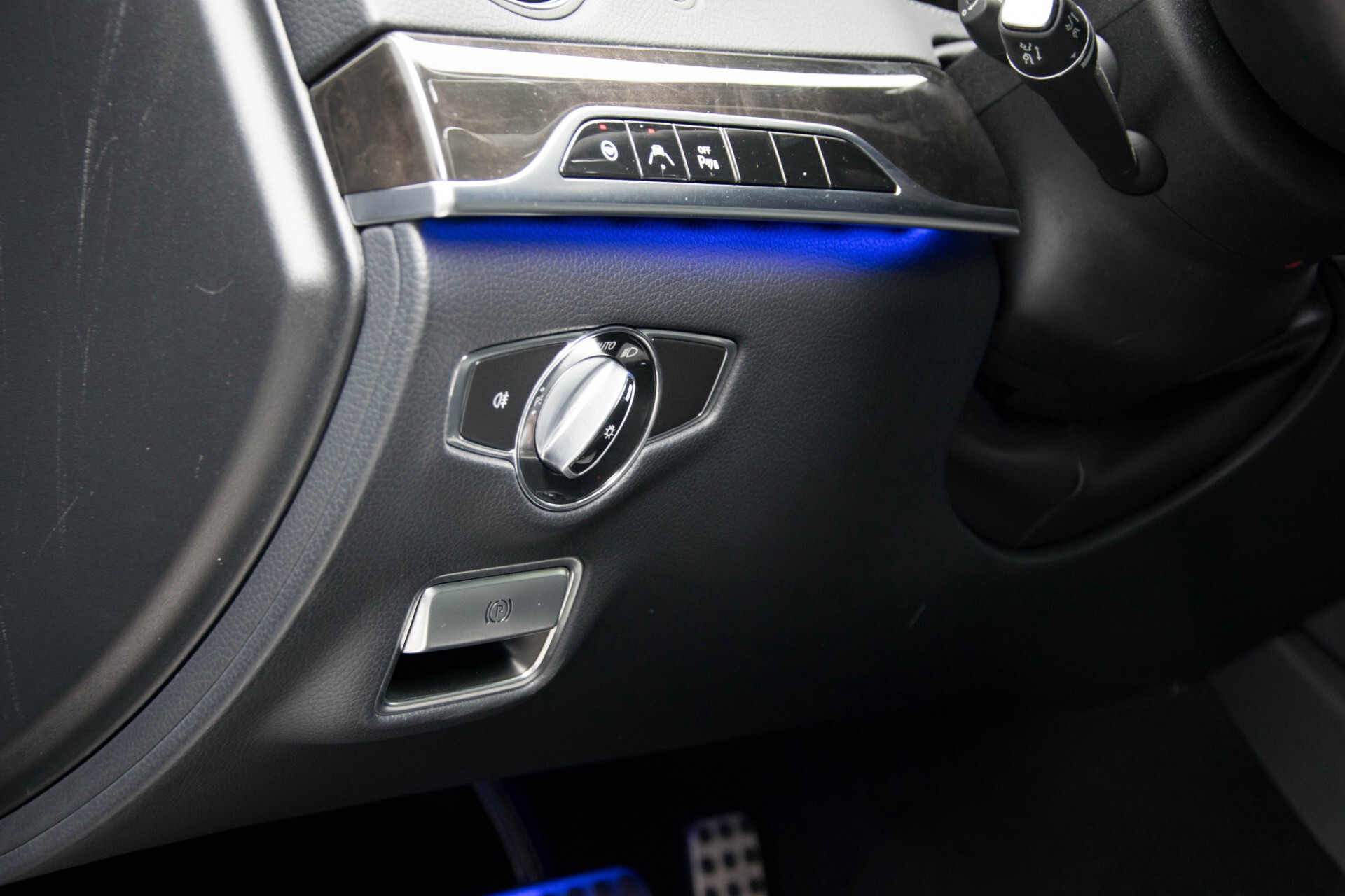 Mercedes-Benz S-Klasse 350 Bluetec Lang AMG RearEnt/Pano/Distronic/Keyless/Burmester/Mass/Standkachel Aut7 Foto 9