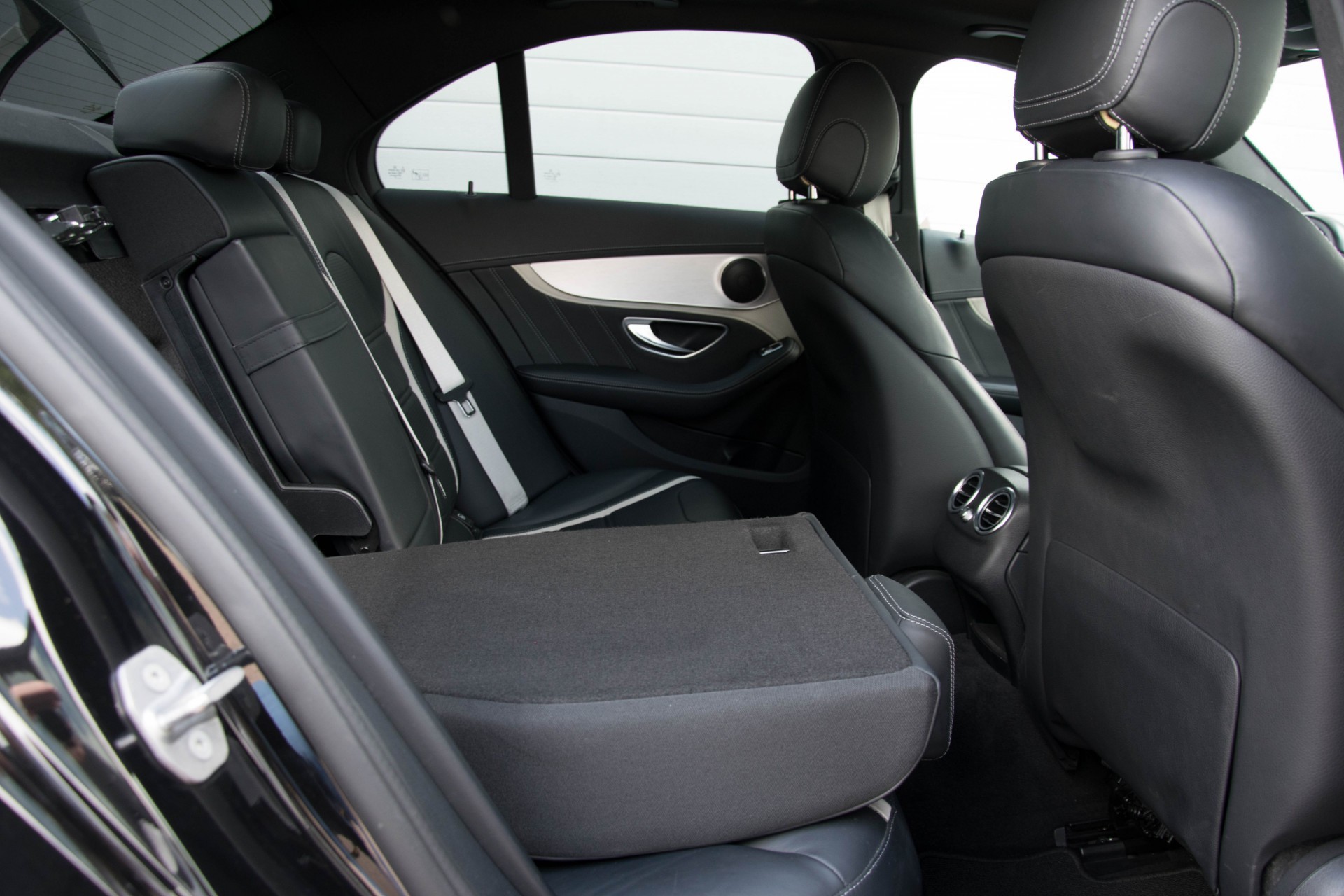 Mercedes-Benz C-Klasse 63 AMG S Pano/Night/Distronic/Keyless/Camera Aut7 Foto 5