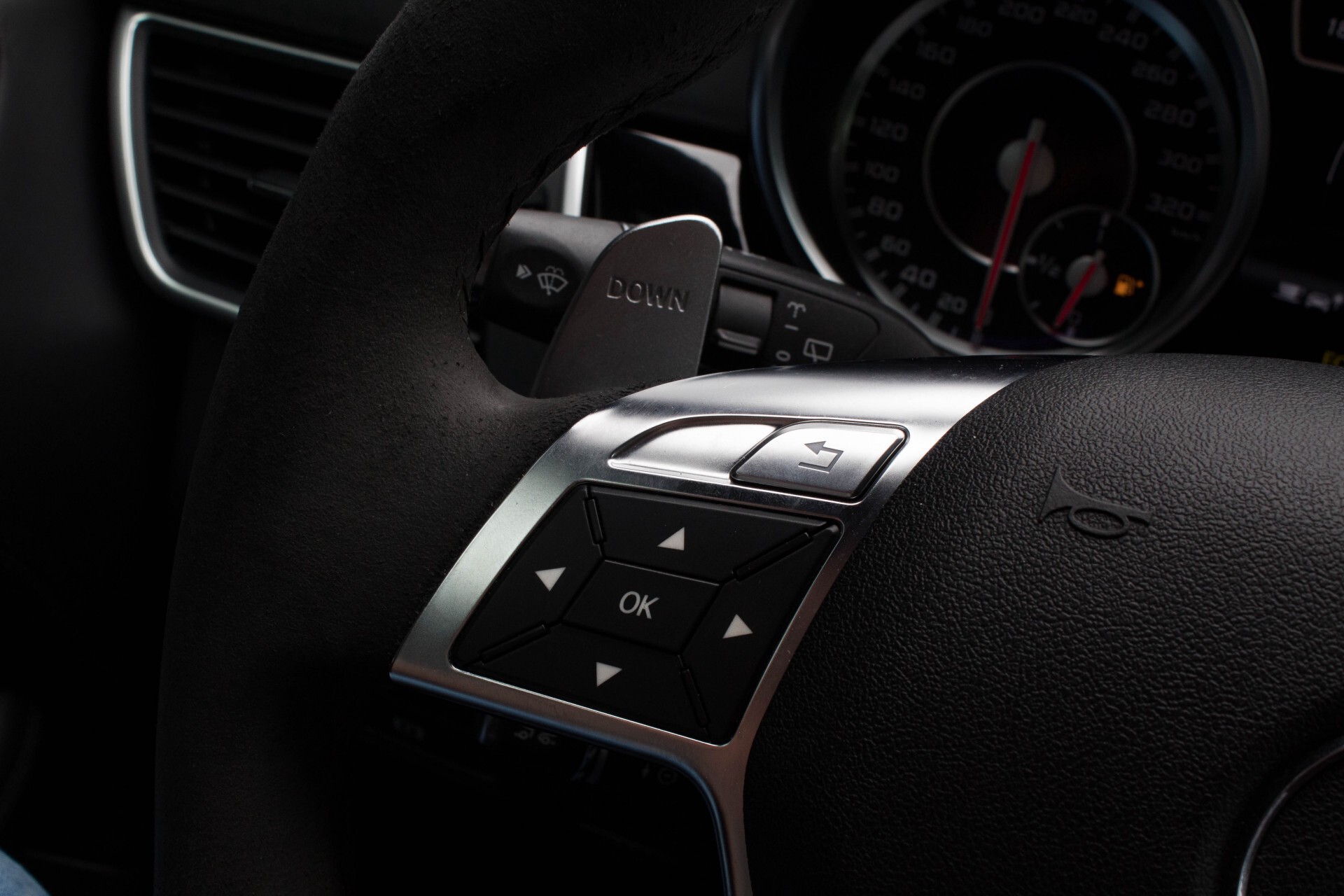 Mercedes-Benz M-Klasse 63 AMG 4-M Performance Designo Full Options Aut7 Foto 11