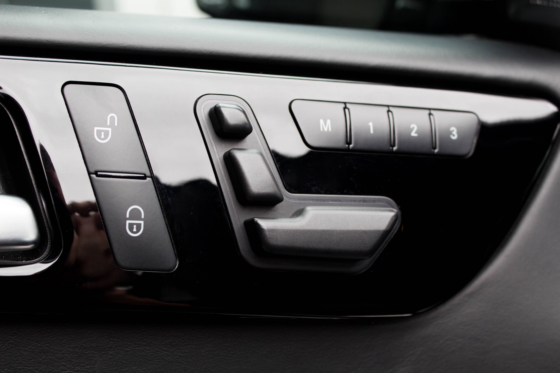 Mercedes-Benz M-Klasse 63 AMG 4-M Performance Designo Full Options Aut7 Foto 17