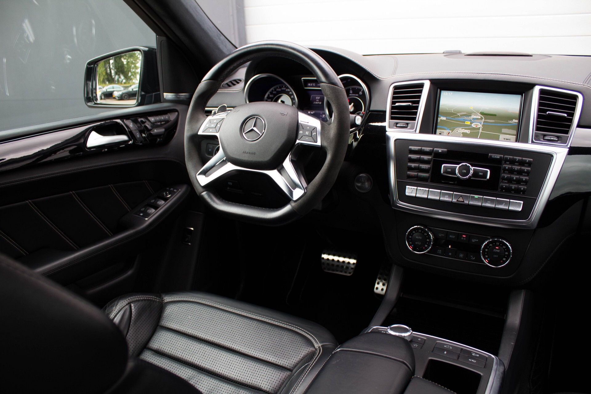 Mercedes-Benz M-Klasse 63 AMG 4-M Performance Designo Full Options Aut7 Foto 7