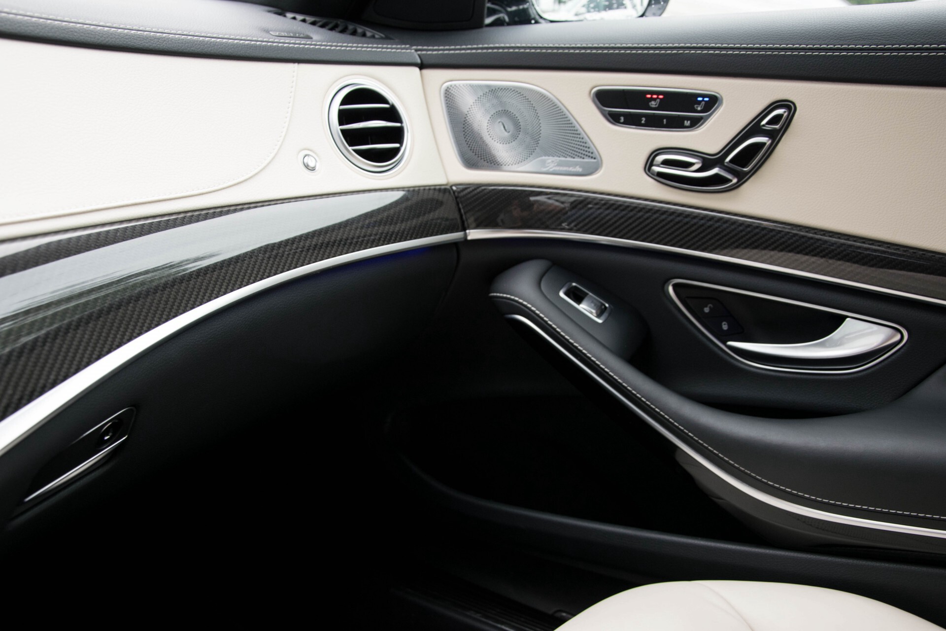 Mercedes-Benz S-Klasse 63 AMG 4-Matic Lang Keramisch/Full carbon/Burmester/Distronic/360/Pano/Head-Up/Keyless Aut7 Foto 16
