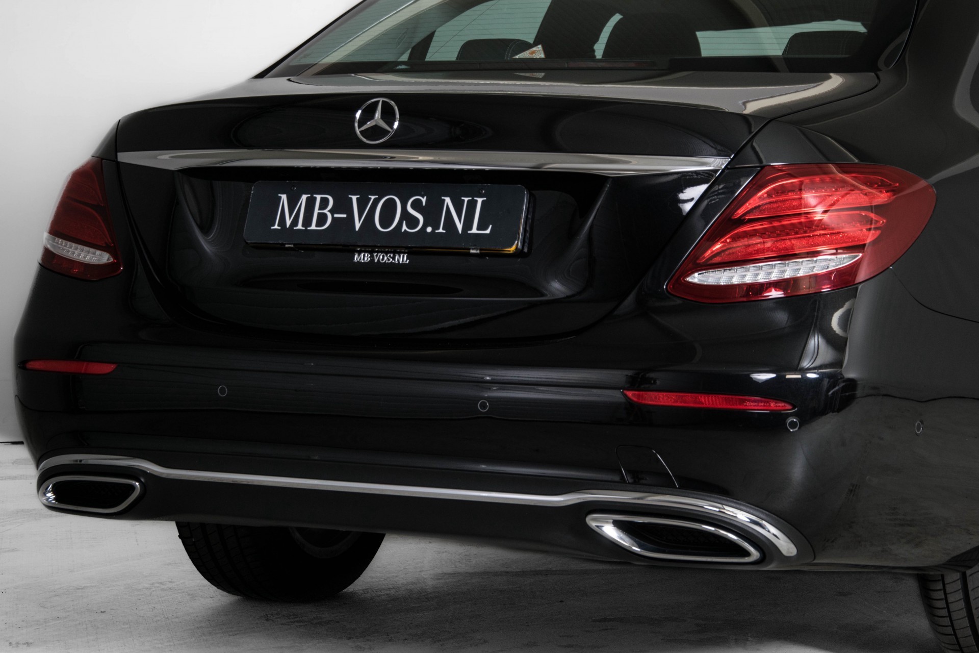 Mercedes-Benz E-Klasse 220d AVG Widescreen/Standkachel/HUD/Comand/ILS Aut9 Foto 18