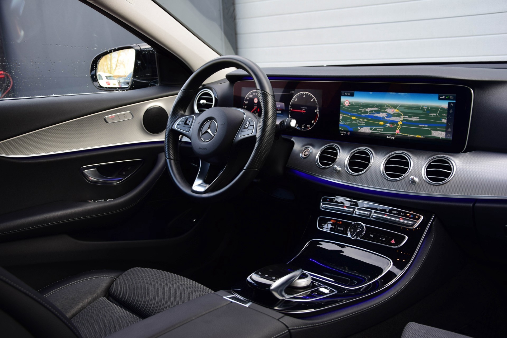 Mercedes-Benz E-Klasse 220d AVG Widescreen/Standkachel/HUD/Comand/ILS Aut9 Foto 6