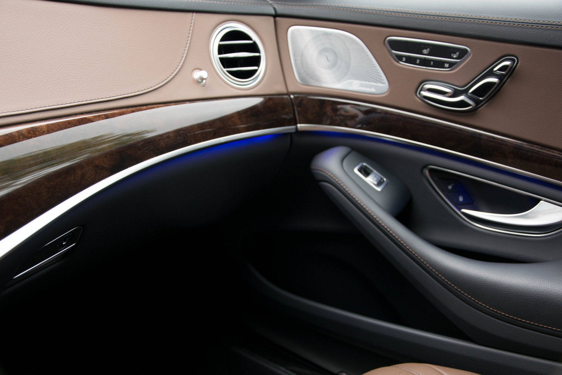 Mercedes-Benz S-Klasse 350d Facelift 63 AMG Panorama/Massage/Distronic/Keyless/Softclose Aut9 Foto 13