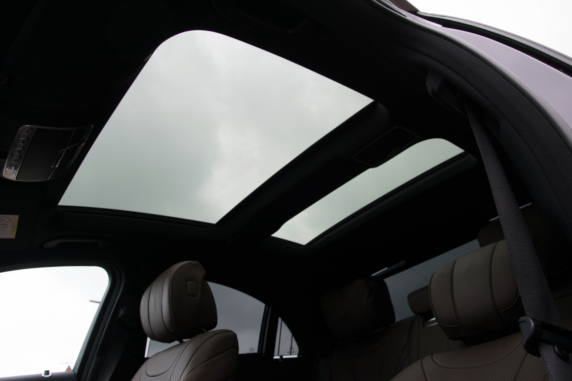 Mercedes-Benz S-Klasse 350d Facelift 63 AMG Panorama/Massage/Distronic/Keyless/Softclose Aut9 Foto 22