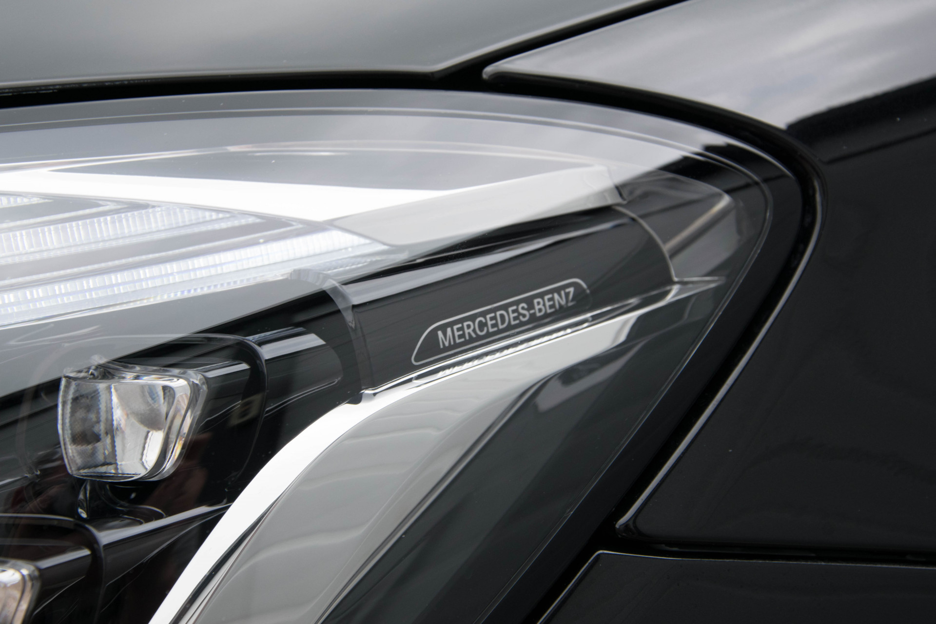 Mercedes-Benz S-Klasse 350d Facelift 63 AMG Panorama/Massage/Distronic/Keyless/Softclose Aut9 Foto 29