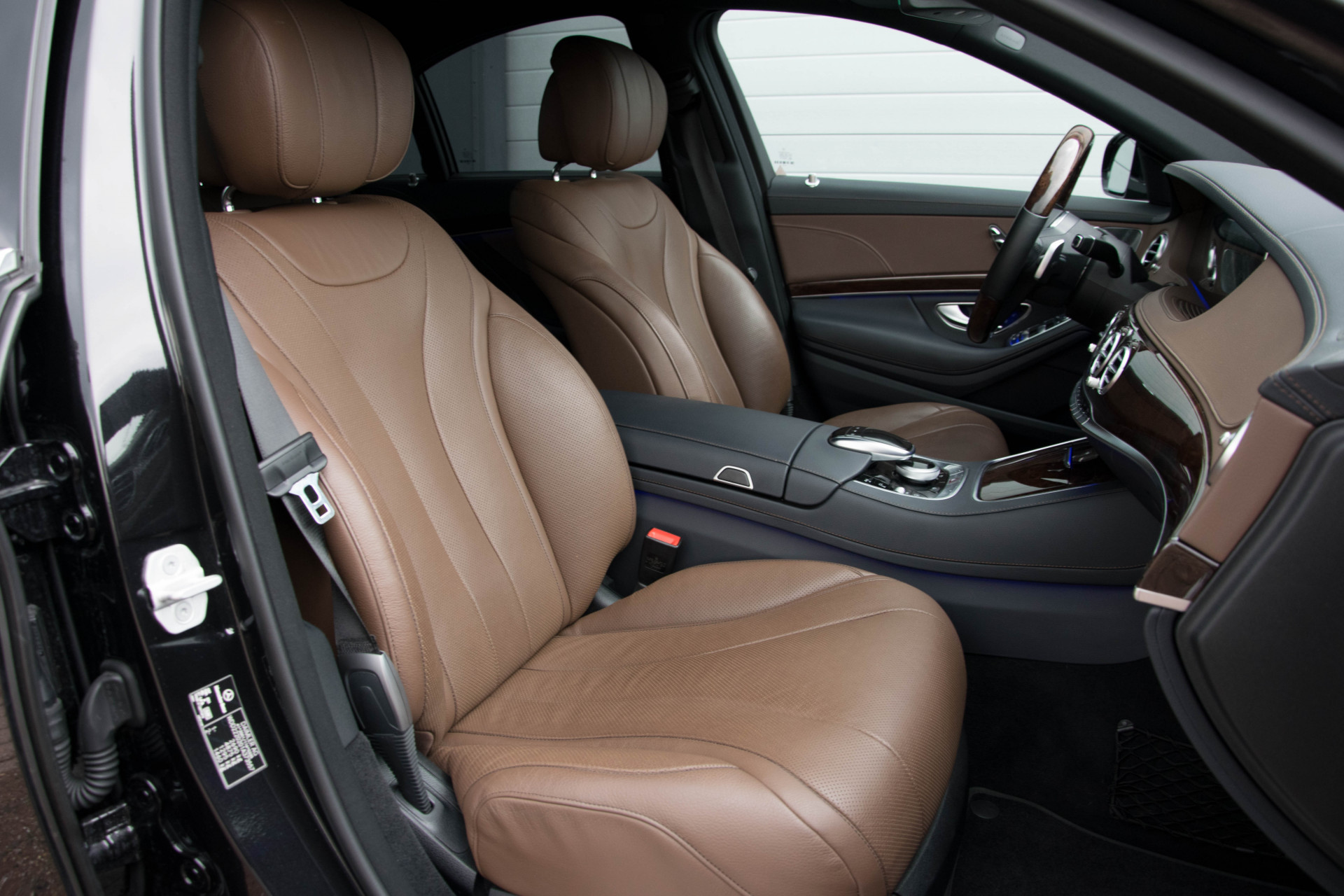 Mercedes-Benz S-Klasse 350d Facelift 63 AMG Panorama/Massage/Distronic/Keyless/Softclose Aut9 Foto 3