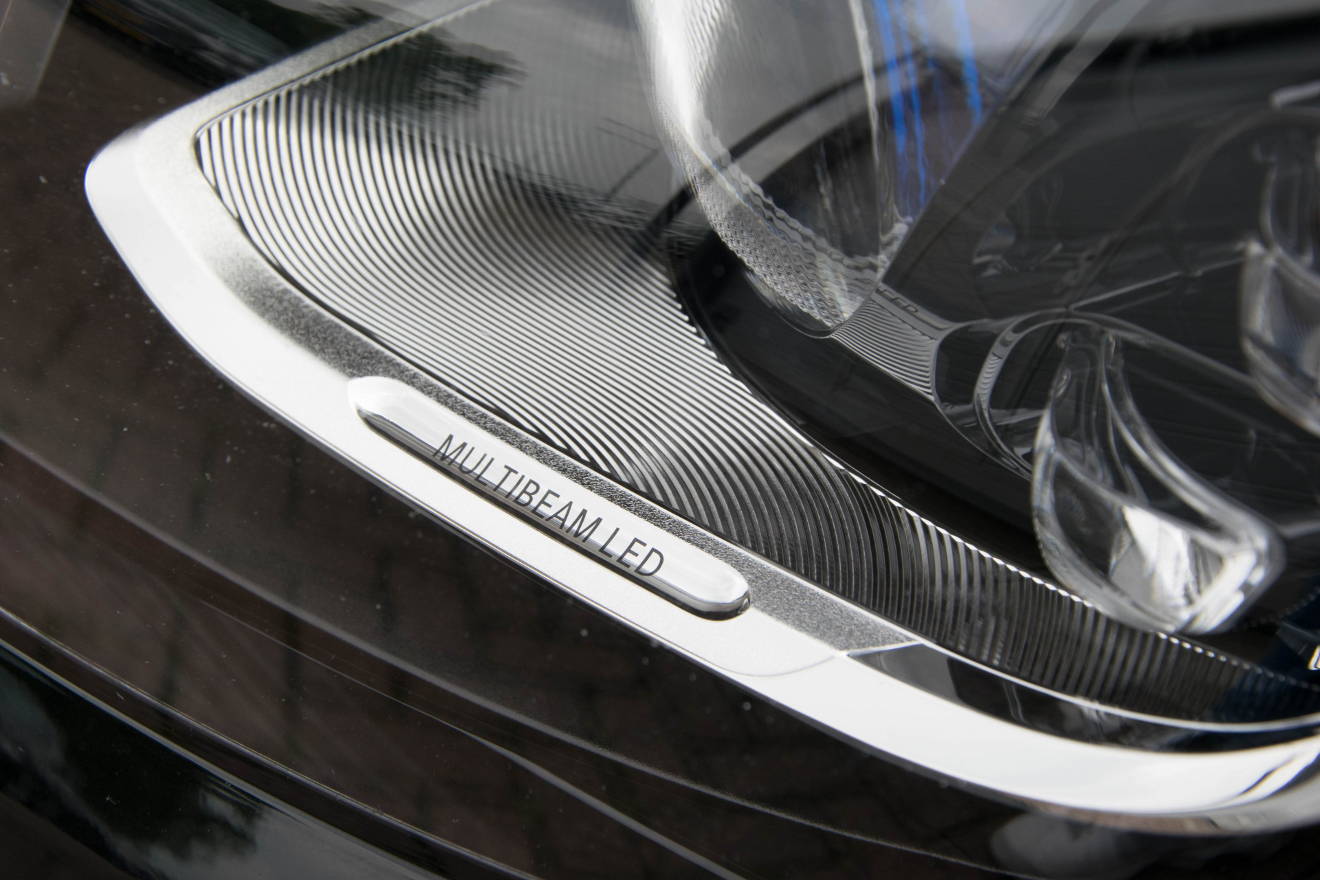 Mercedes-Benz S-Klasse 350d Facelift 63 AMG Panorama/Massage/Distronic/Keyless/Softclose Aut9 Foto 30