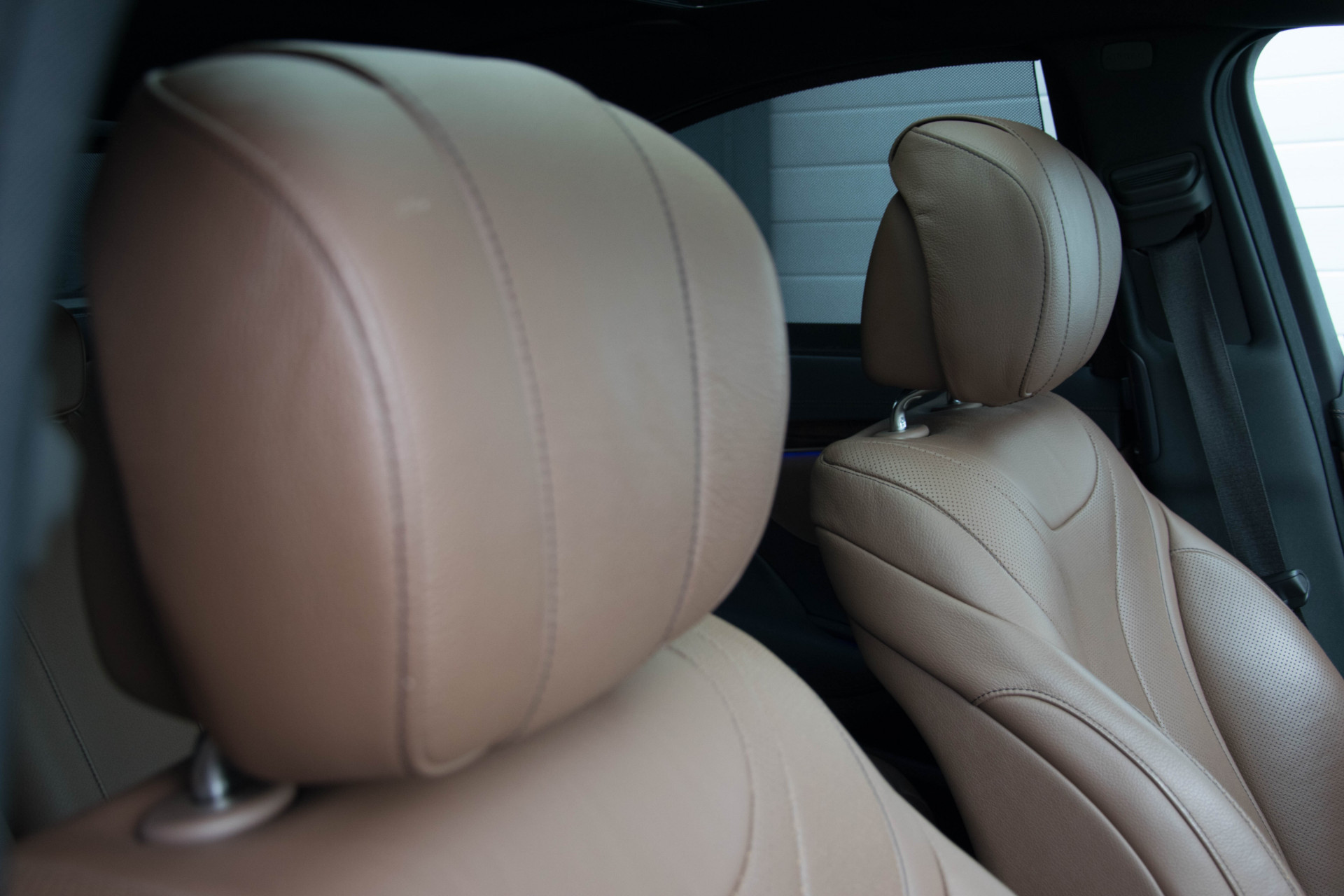 Mercedes-Benz S-Klasse 350d Facelift 63 AMG Panorama/Massage/Distronic/Keyless/Softclose Aut9 Foto 31