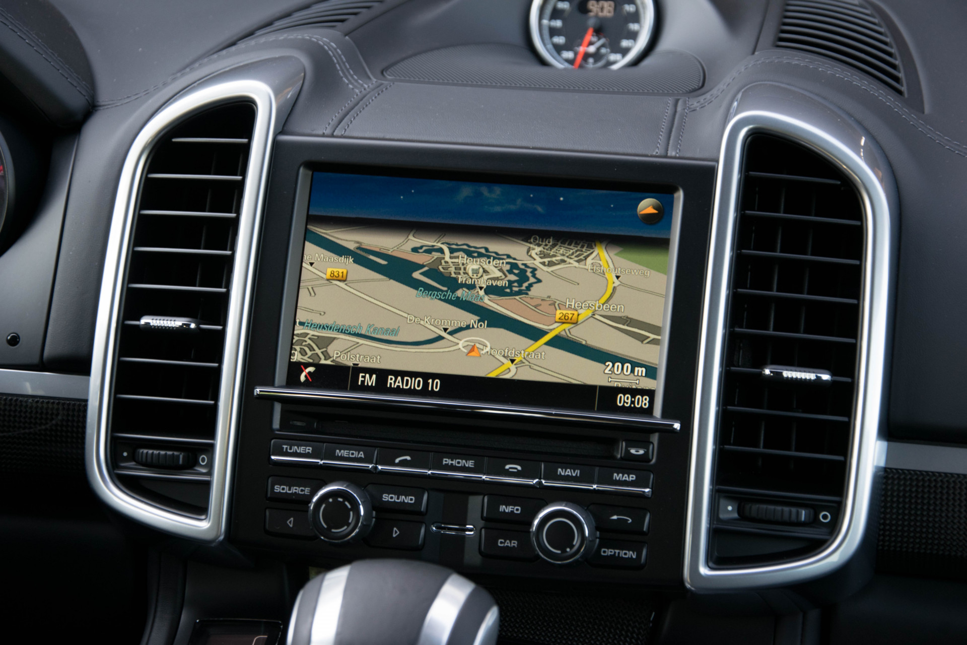 Porsche Cayenne 3.6 GTS Luchtvering/Pano/Keyless/Bose/Memory/Trekhaak Aut8 Foto 13