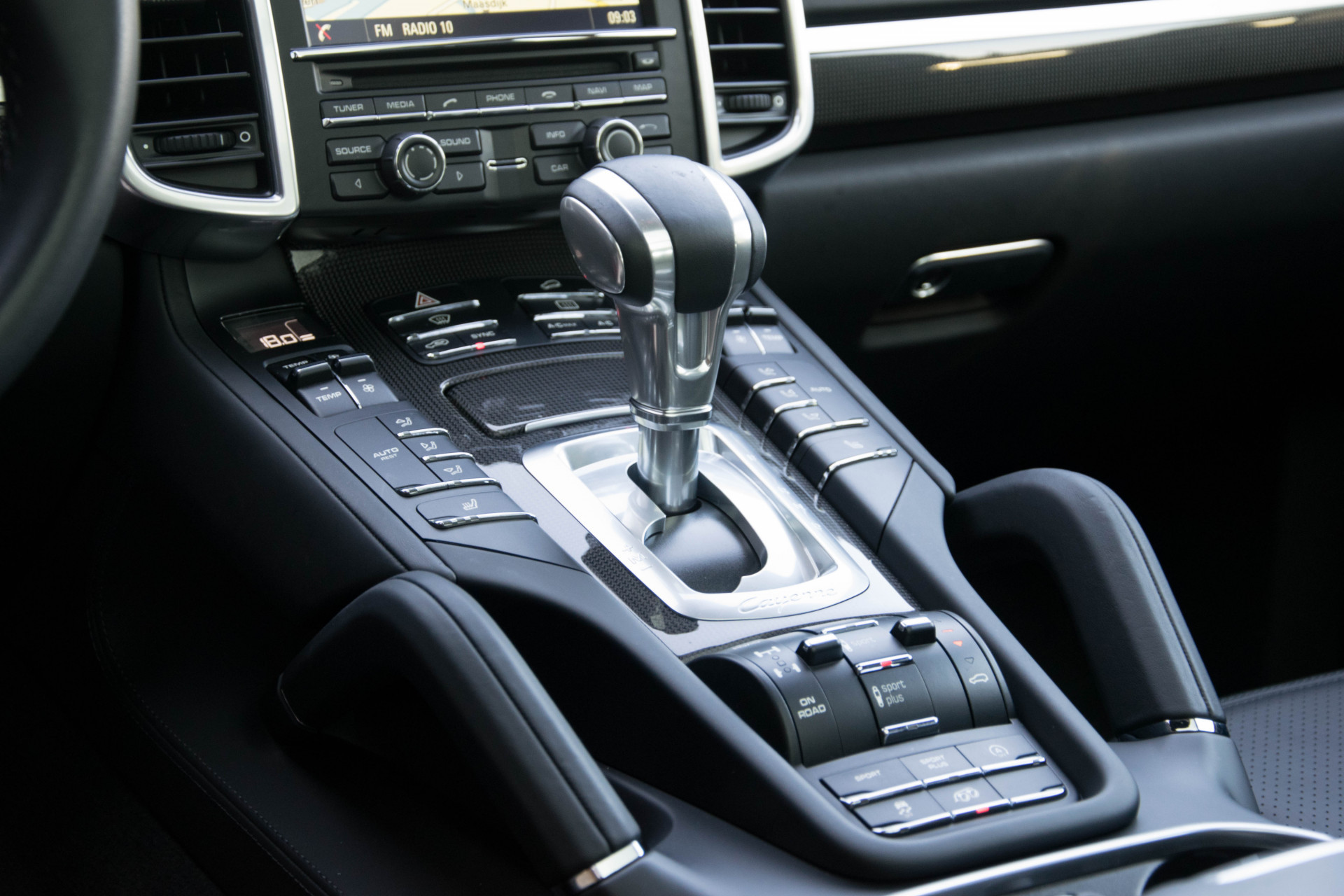 Porsche Cayenne 3.6 GTS Luchtvering/Pano/Keyless/Bose/Memory/Trekhaak Aut8 Foto 15