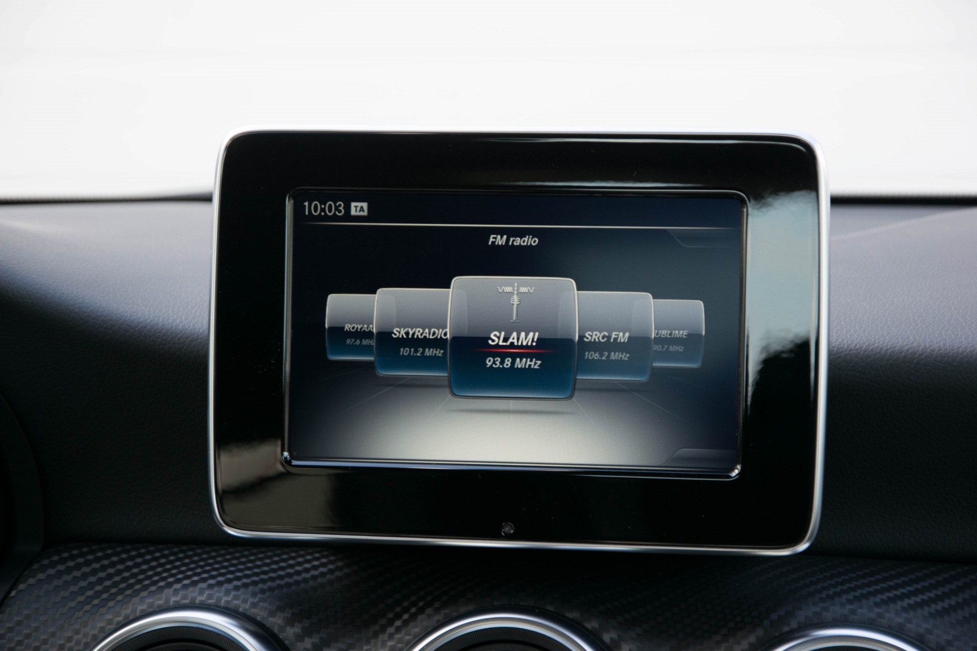 Mercedes-Benz A-Klasse 180 AMG Panoramadak/Camera/LED/Carplay Foto 12