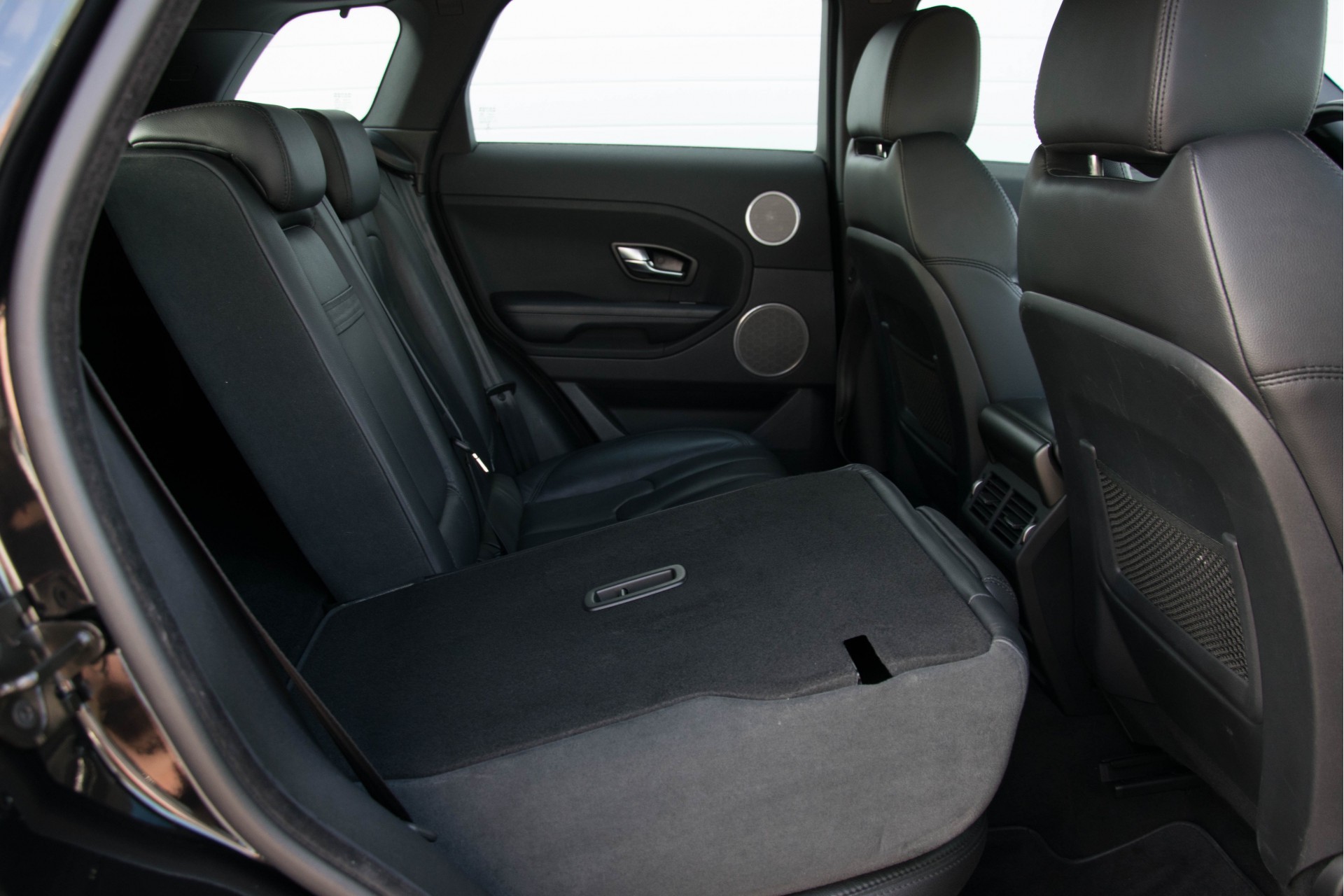 Land Rover Range Rover Evoque 2.2 eD4 2WD Pure Pano/Meridan/Navi/StoelV/Trekhaak Hs6 Foto 5