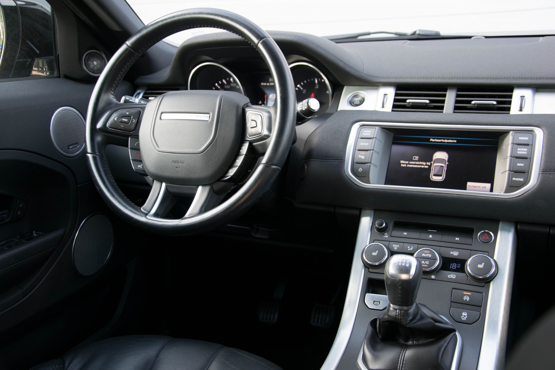 Land Rover Range Rover Evoque 2.2 eD4 2WD Pure Pano/Meridan/Navi/StoelV/Trekhaak Hs6 Foto 6