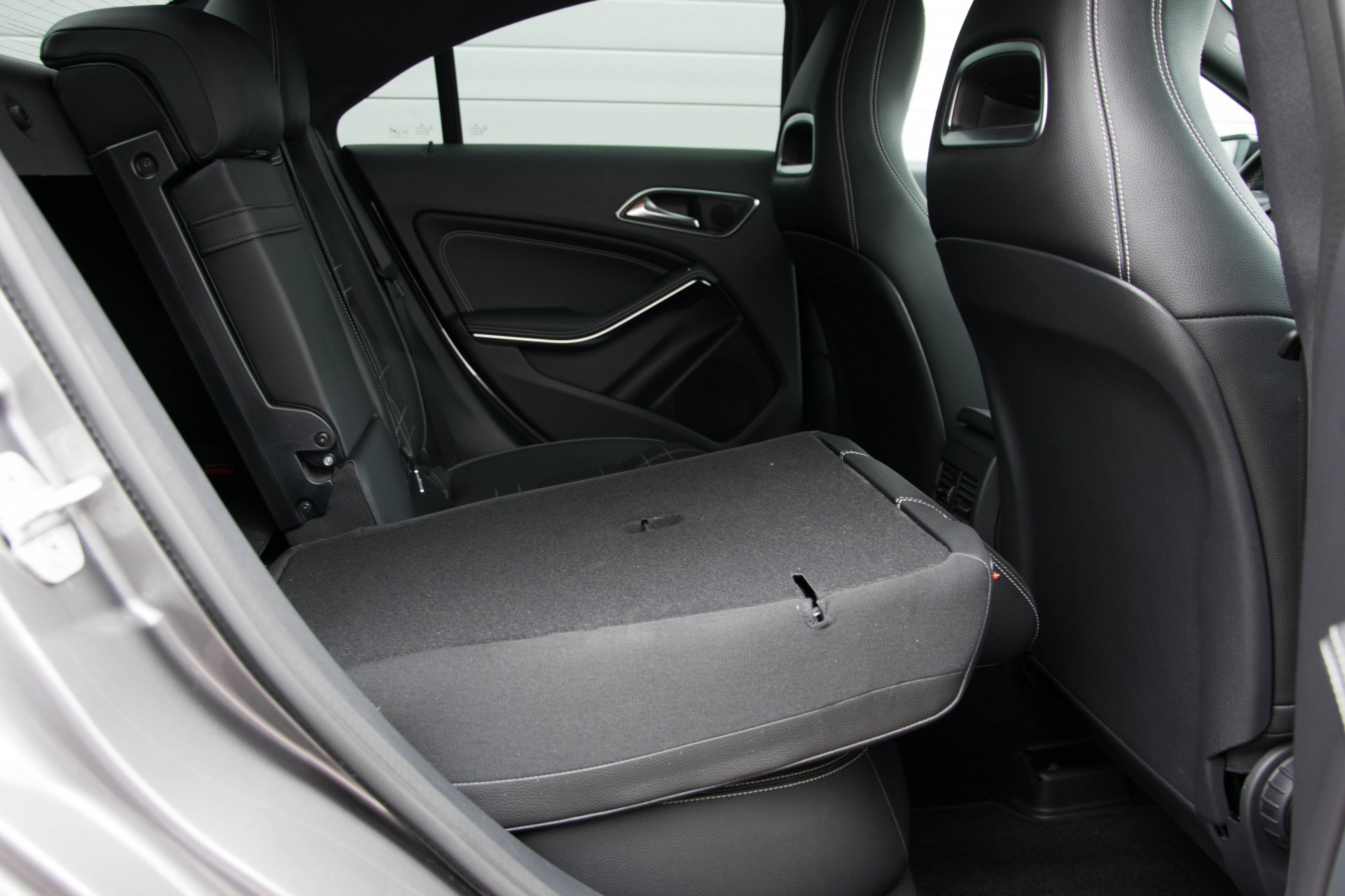 Mercedes-Benz CLA-Klasse 200 Cdi 4-M Urban Pano/Standkachel/Night/Camera/Xenon Aut7 Foto 5