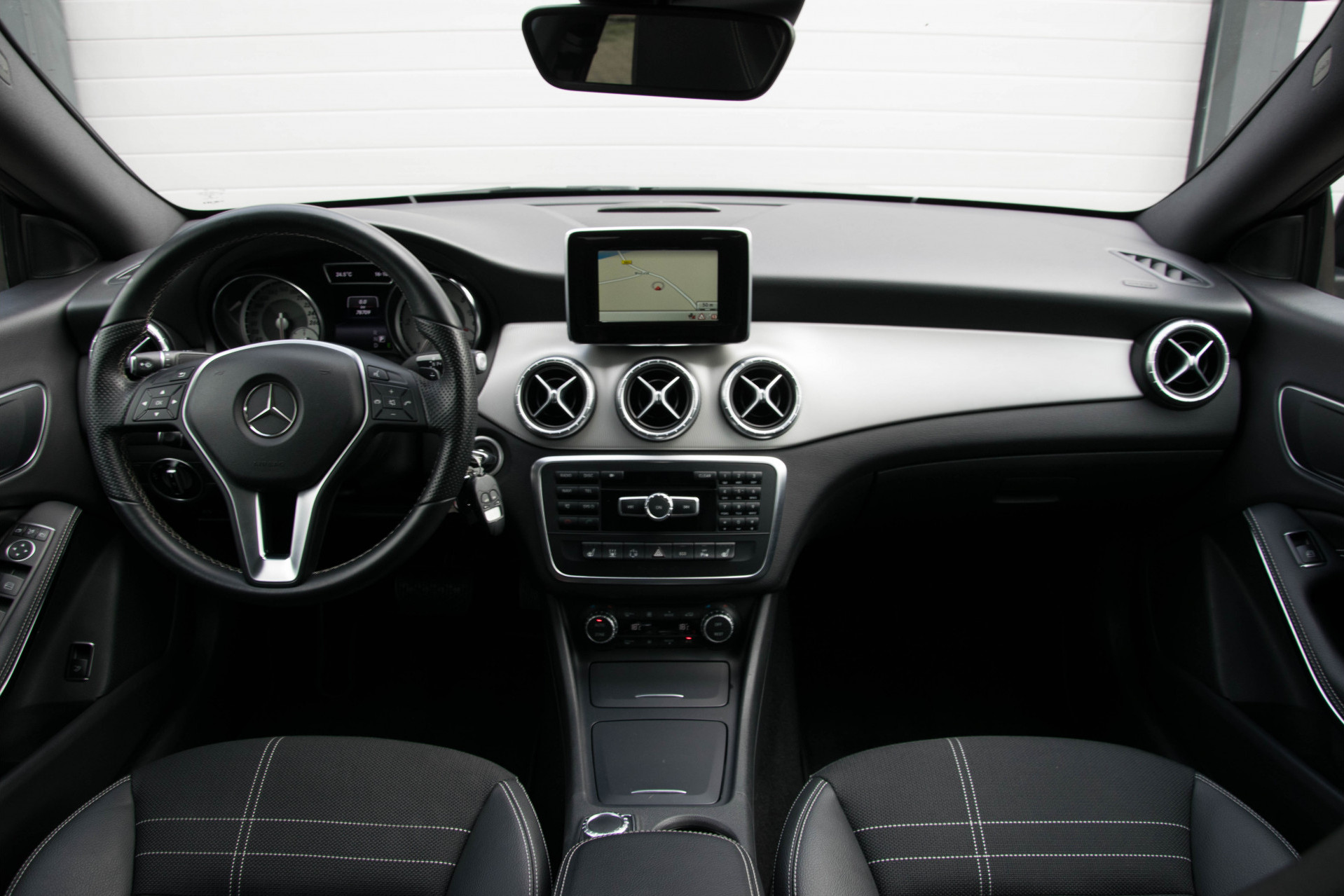 Mercedes-Benz CLA-Klasse 200 Cdi 4-M Urban Pano/Standkachel/Night/Camera/Xenon Aut7 Foto 7