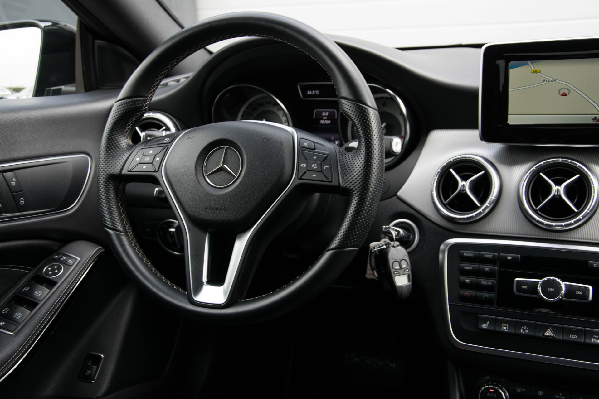 Mercedes-Benz CLA-Klasse 200 Cdi 4-M Urban Pano/Standkachel/Night/Camera/Xenon Aut7 Foto 8