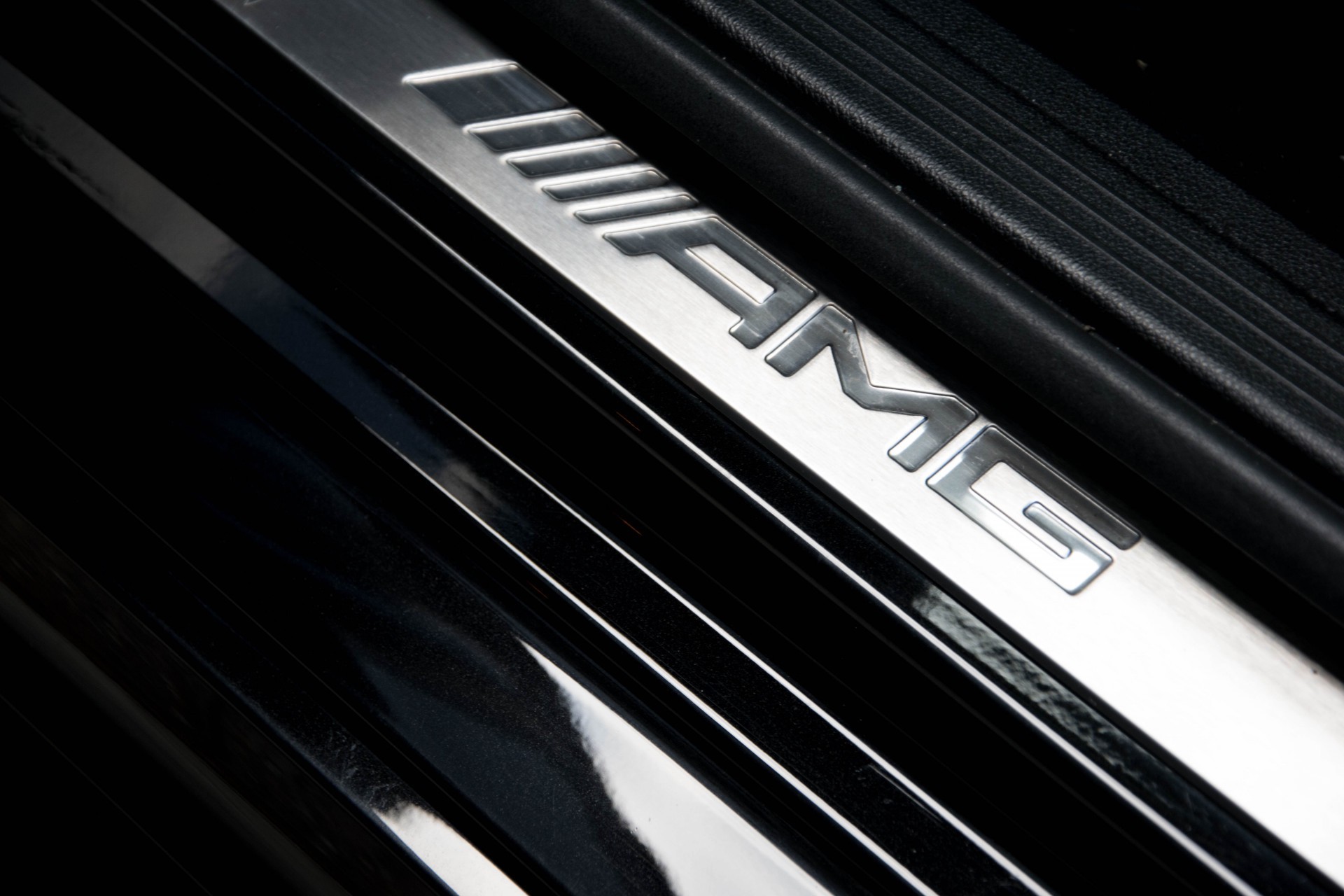 Mercedes-Benz CLS-Klasse 63 AMG 4-M Black Edition Exclusive/Keyless/Distronic Aut7 Foto 21