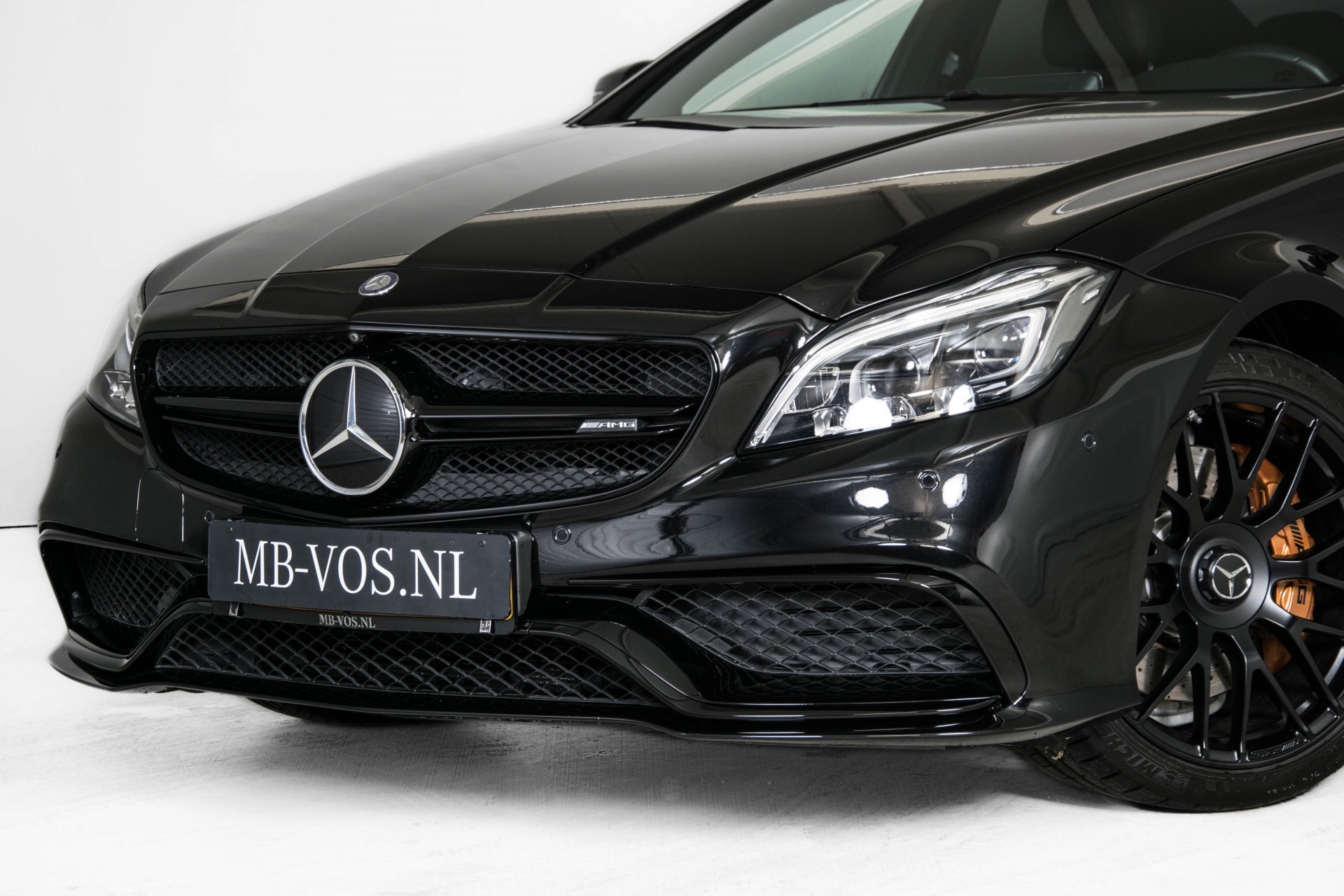 Mercedes-Benz CLS-Klasse 63 AMG 4-M Black Edition Exclusive/Keyless/Distronic Aut7 Foto 28