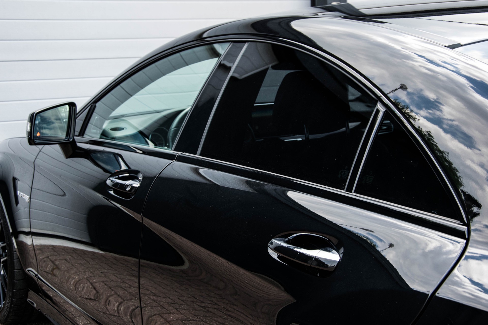 Mercedes-Benz CLS-Klasse 63 AMG 4-M Black Edition Exclusive/Keyless/Distronic Aut7 Foto 32