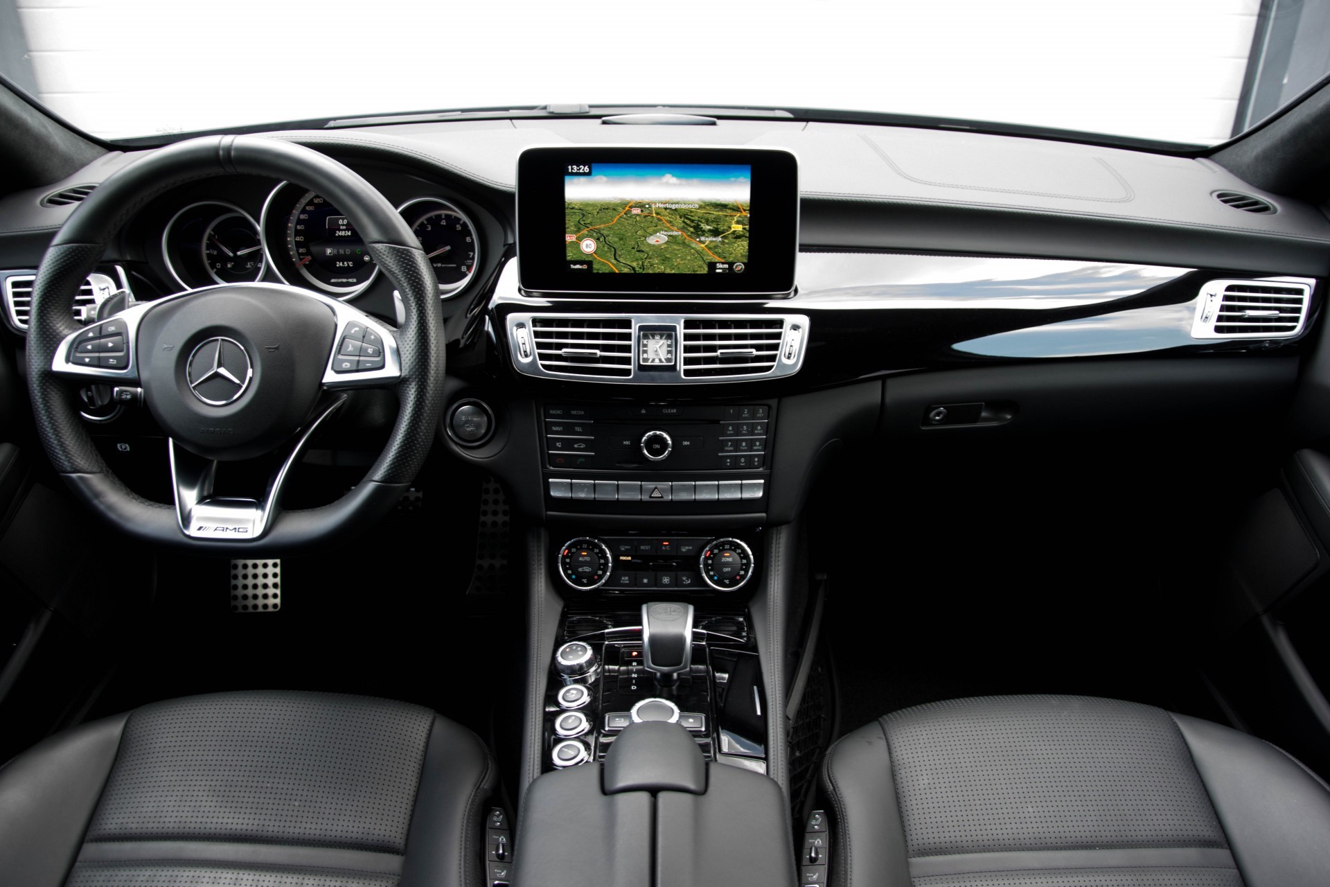 Mercedes-Benz CLS-Klasse 63 AMG 4-M Black Edition Exclusive/Keyless/Distronic Aut7 Foto 6