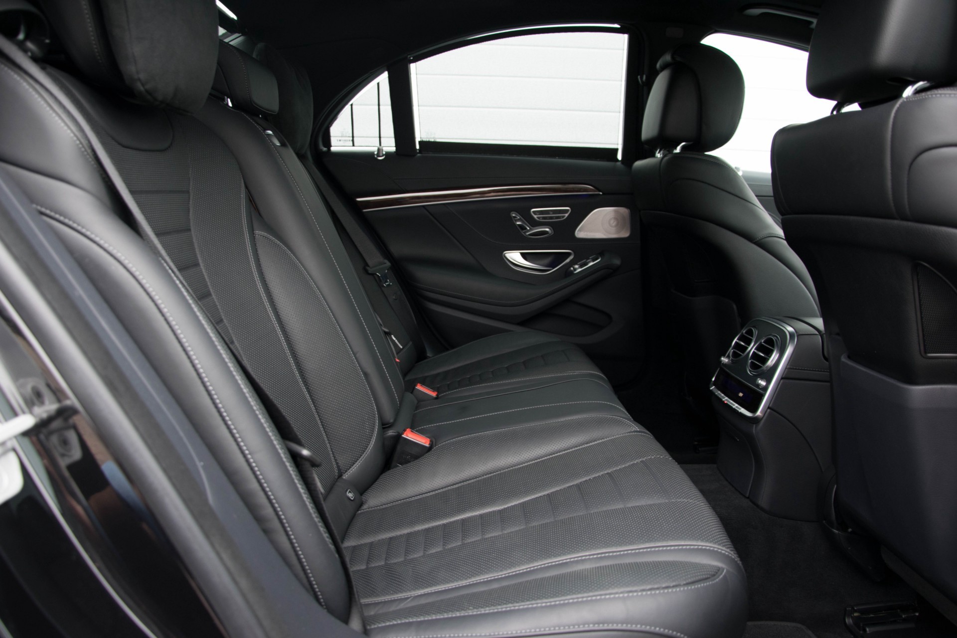 Mercedes-Benz S-Klasse 350d Massage/Keyless/Rij-assistentie/Panorama Aut9 Foto 4